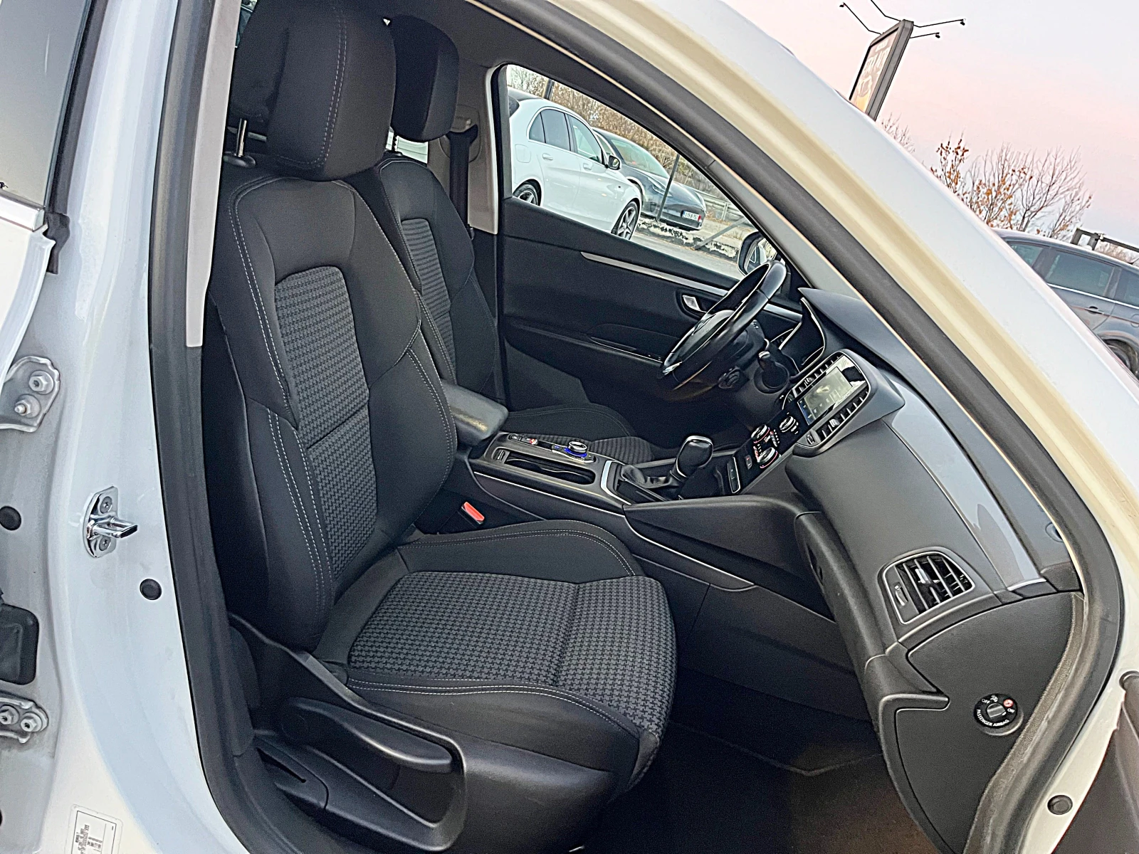 Renault Talisman LED-XENON-AVTOMATIK-NAVI-SPORT !!! | Mobile.bg — изображение 13