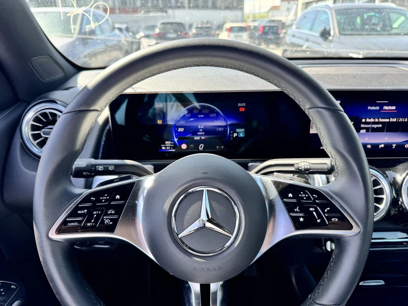 Mercedes-Benz EQB 250+ progressive  - изображение 9
