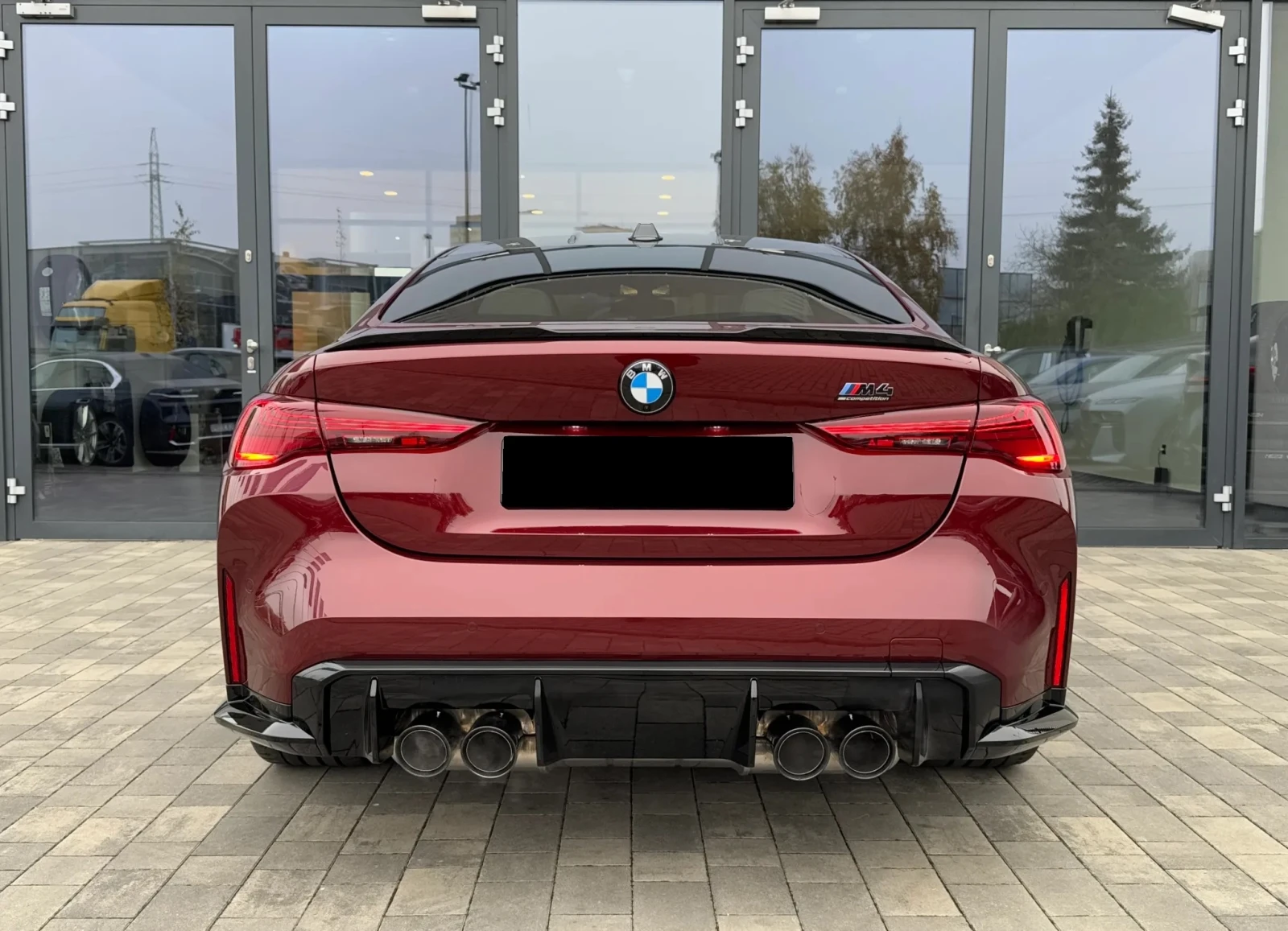 BMW M4 Competition xDrive - изображение 3
