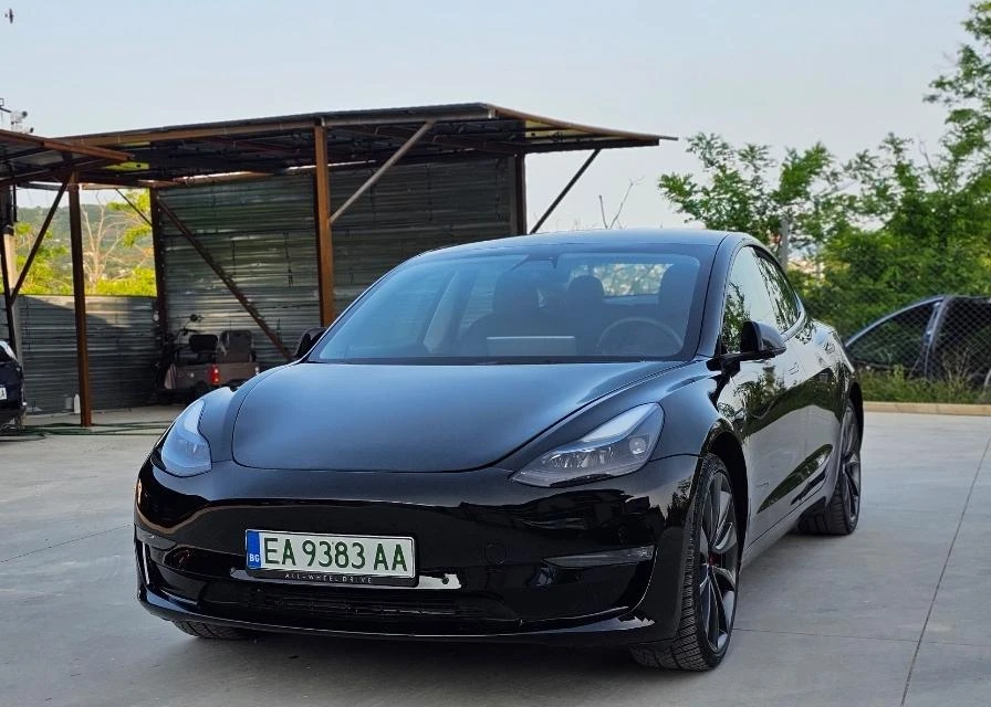 Tesla Model 3  4х4 Европейска Performance - изображение 2