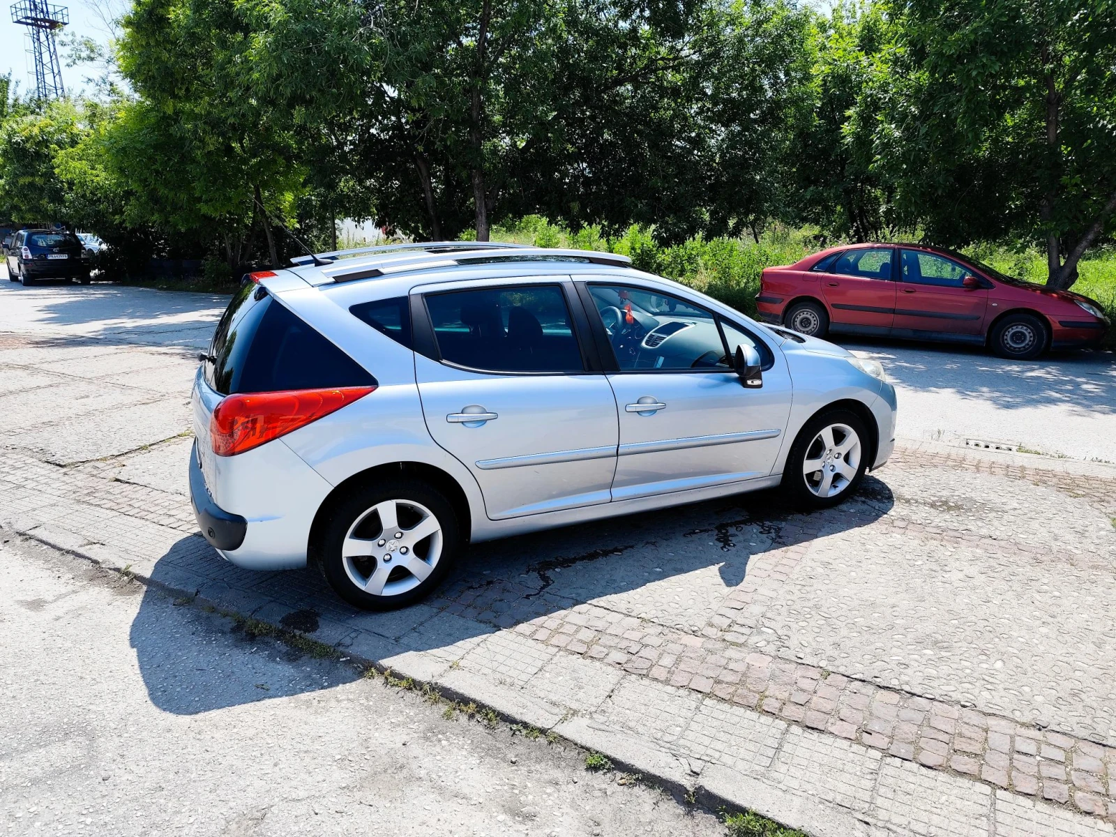 Peugeot 207 SW - изображение 6