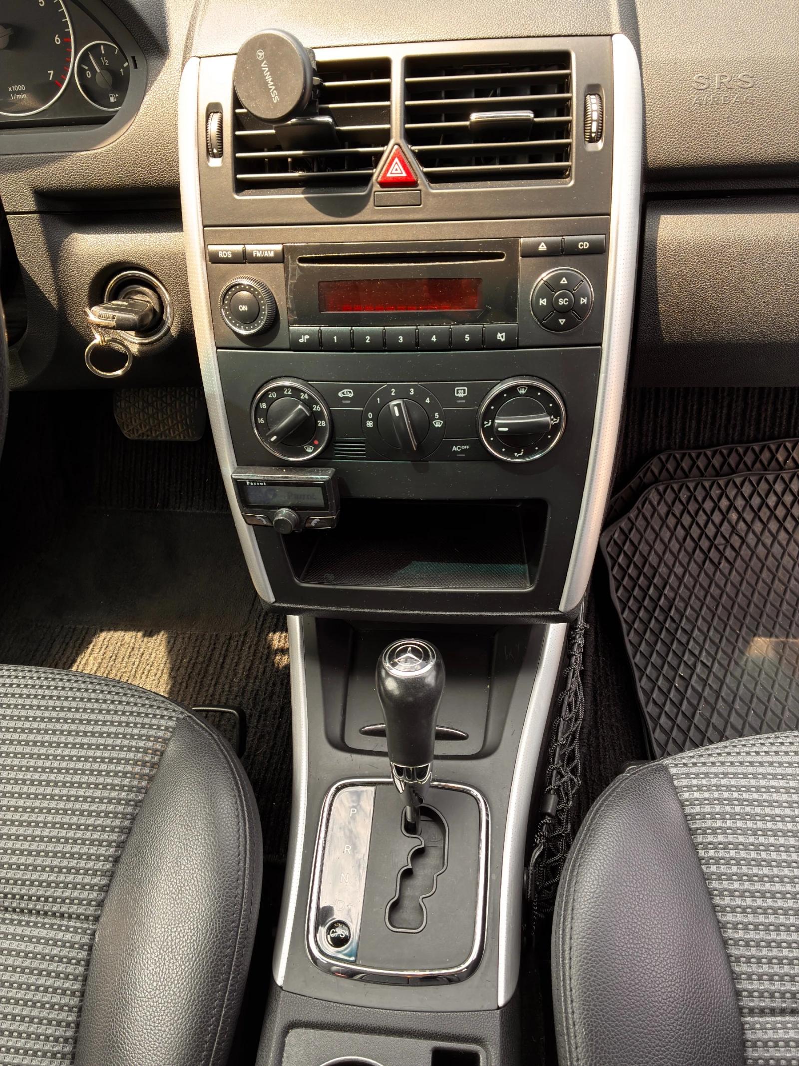 Mercedes-Benz A 170 Avantgarde - изображение 10