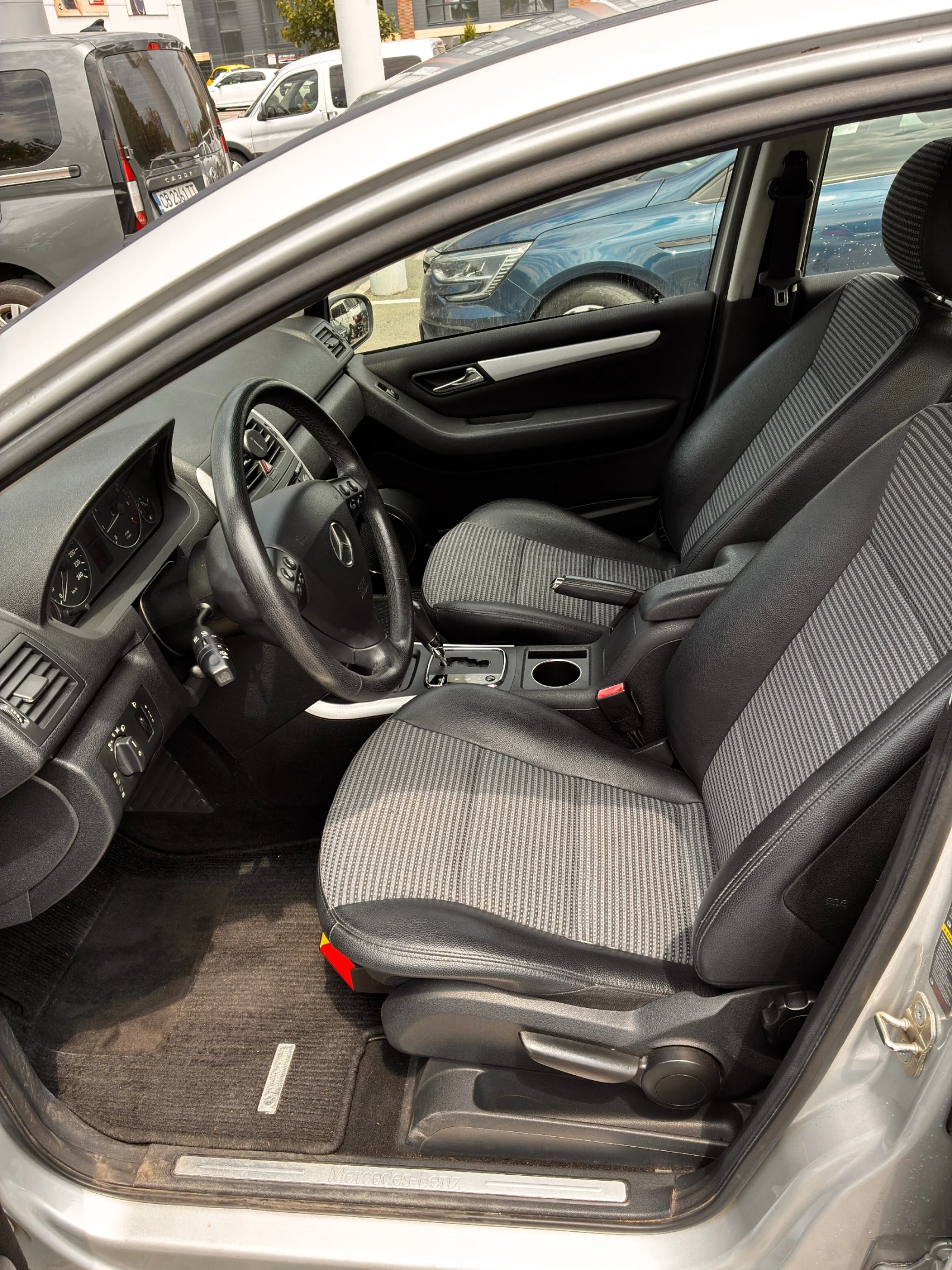 Mercedes-Benz A 170 Avantgarde - изображение 7