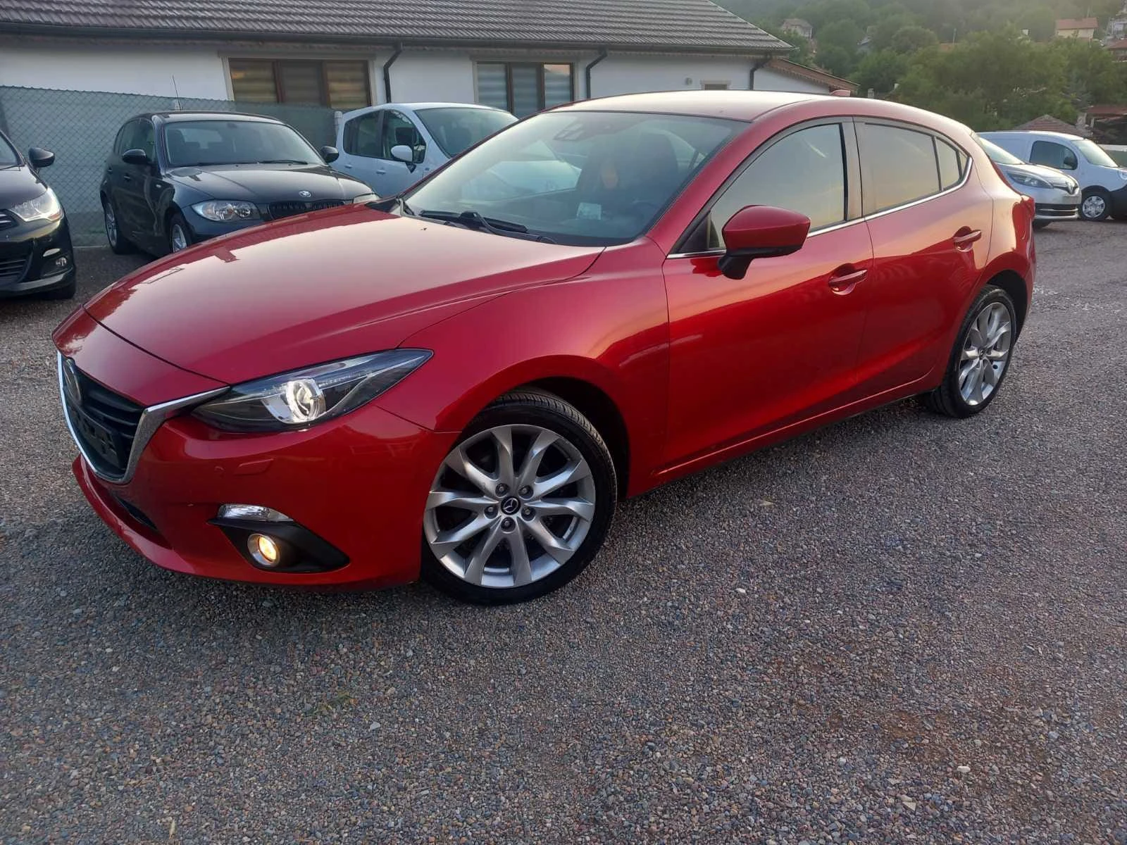 Mazda 3 2.2D-150HP EURO6 - изображение 2