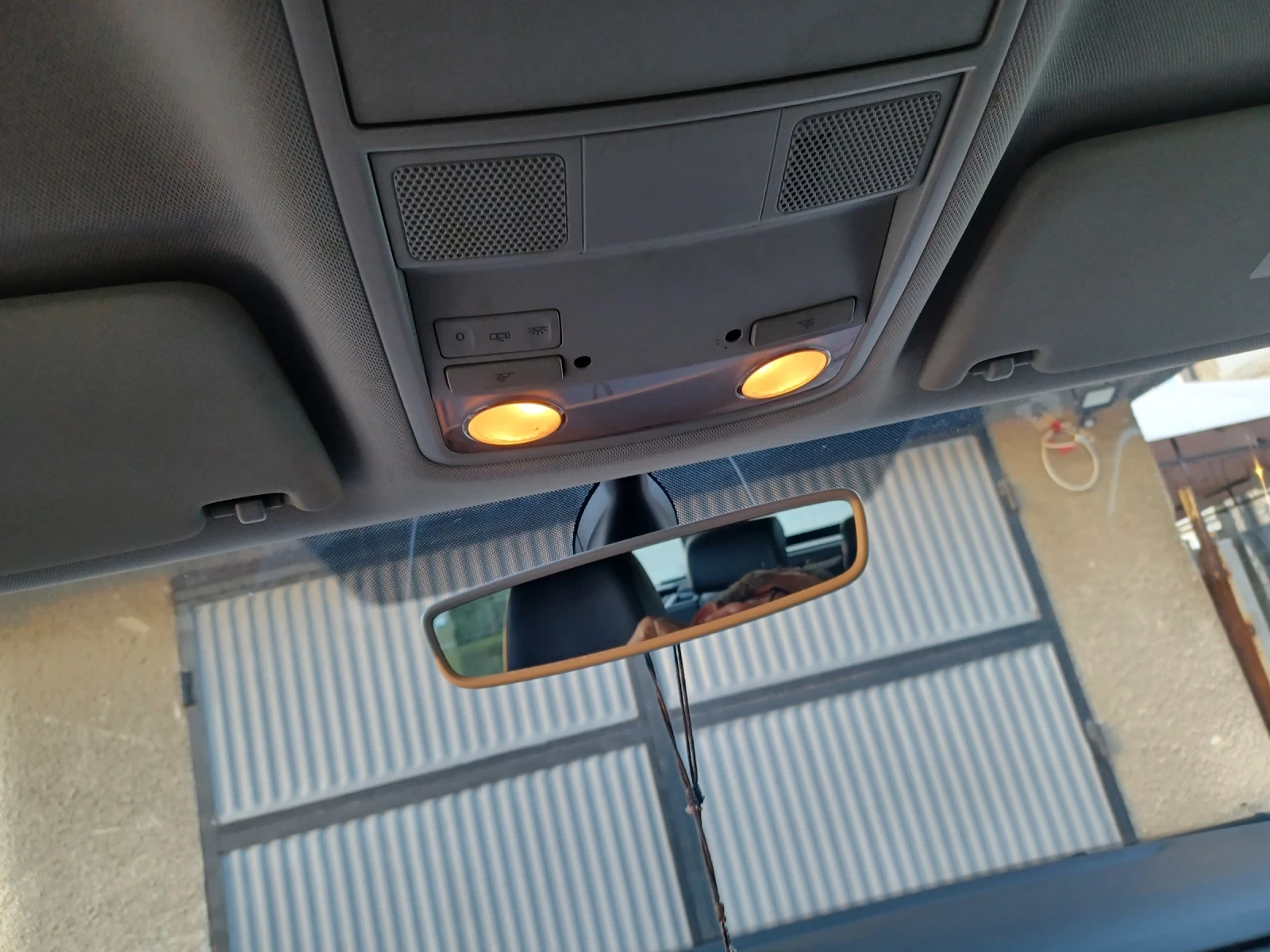 Skoda Octavia Scout - изображение 10