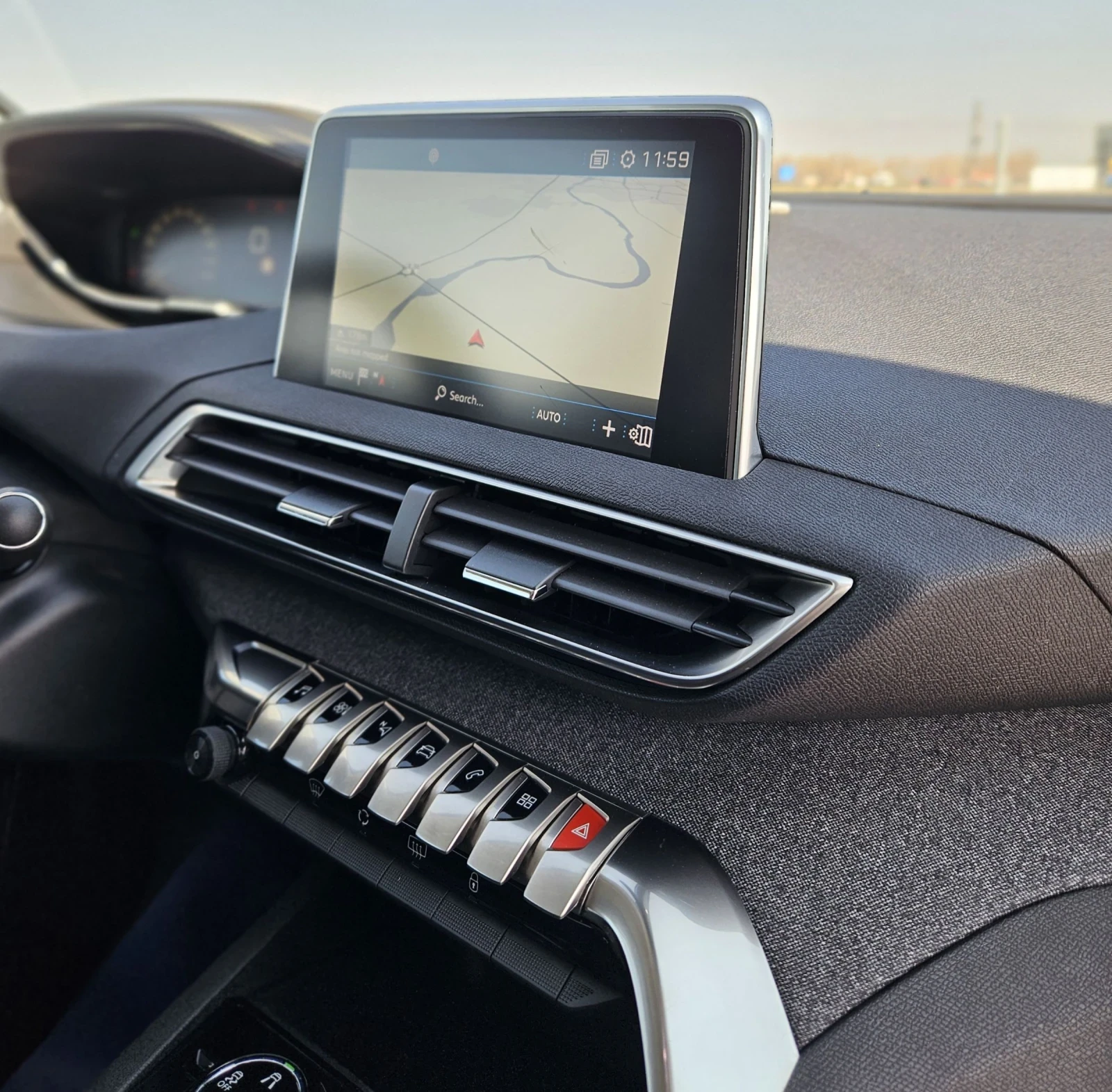 Peugeot 3008 BlueHDI 120kc GT Line Евро6B, снимка 13 - Автомобили и джипове - 53786555