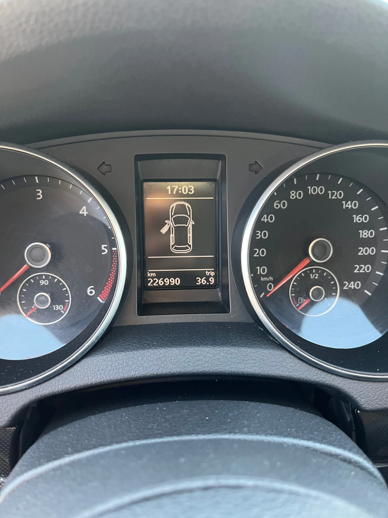 VW Golf, снимка 7 - Автомобили и джипове - 53850126