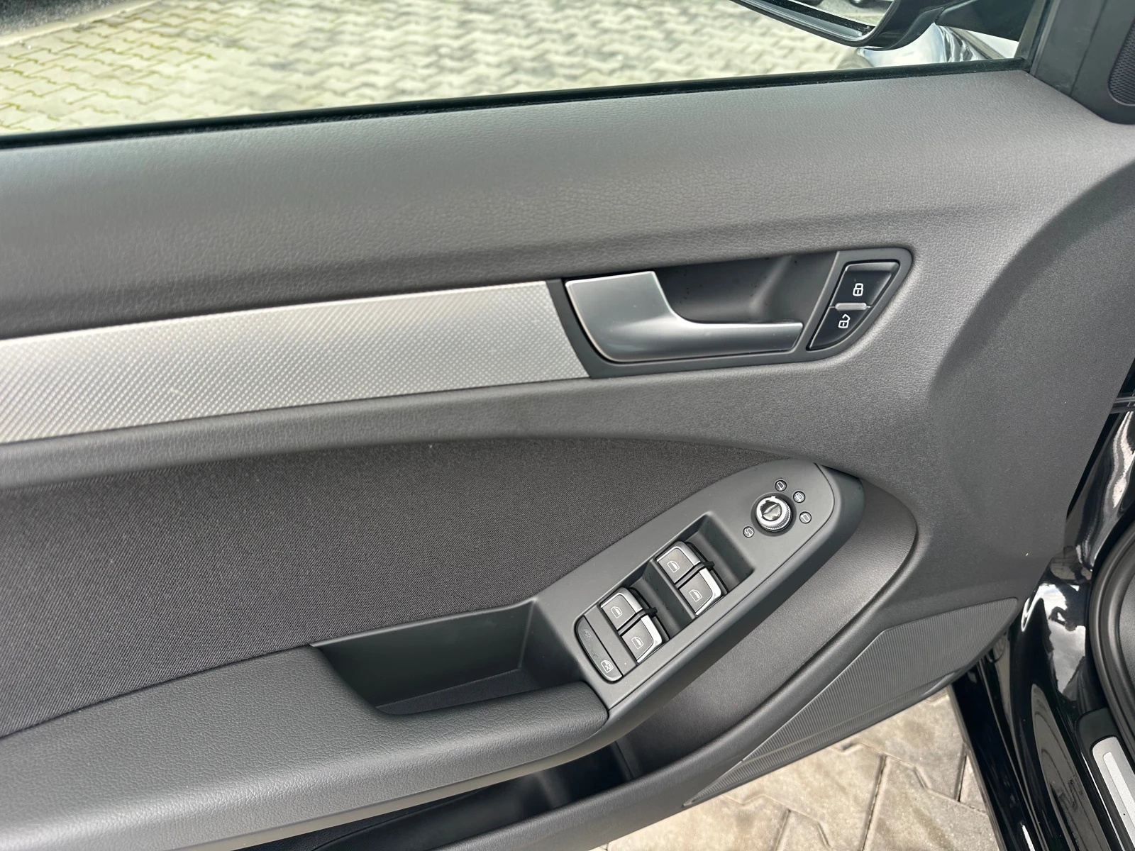 Audi A4 2.0TDI* 150kc* LED* NAVI* AVTOMATIK* , снимка 12 - Автомобили и джипове - 54092436