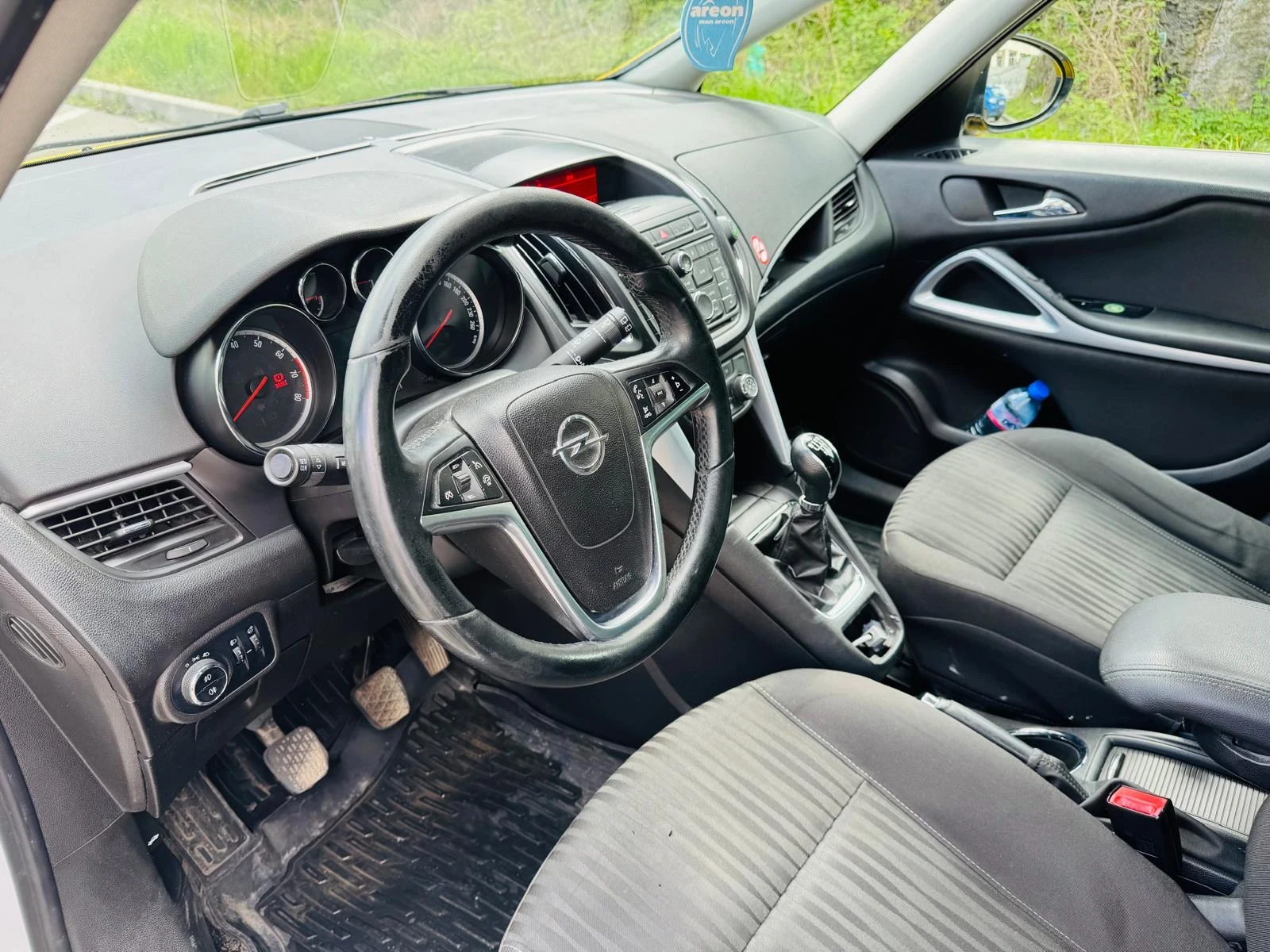 Opel Zafira, снимка 8 - Автомобили и джипове - 54244844