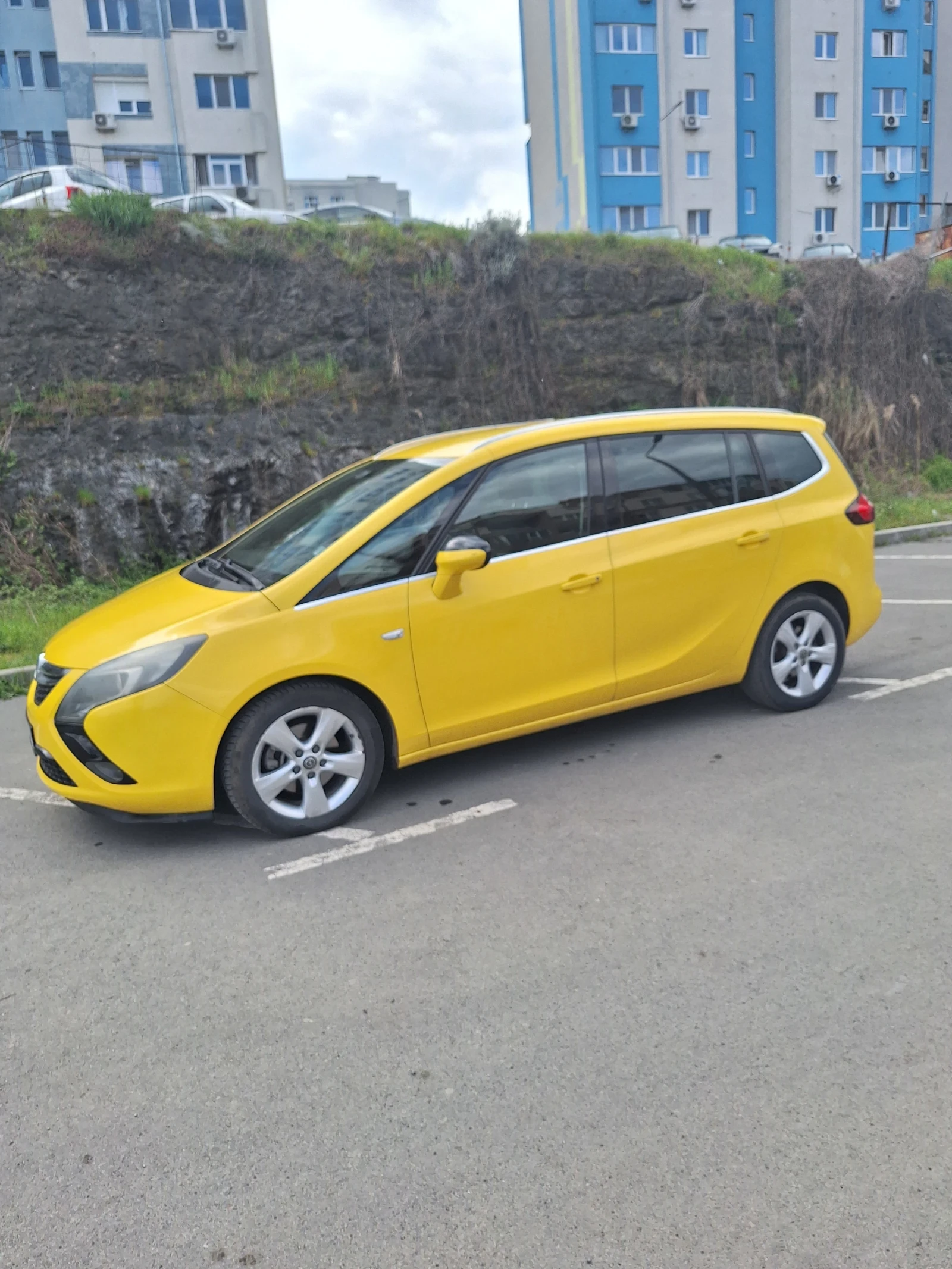 Opel Zafira, снимка 3 - Автомобили и джипове - 54244844