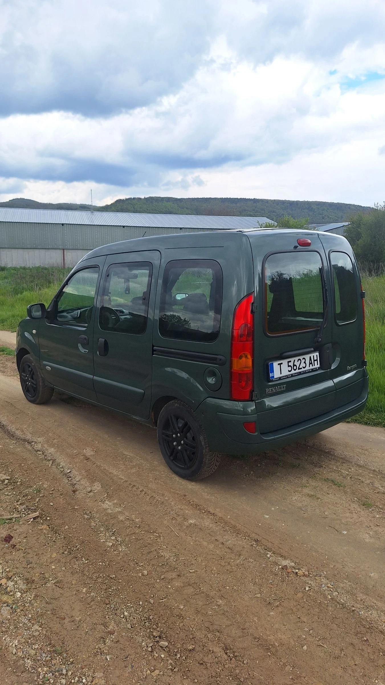 Renault Kangoo 1.2i , снимка 4 - Автомобили и джипове - 54408225