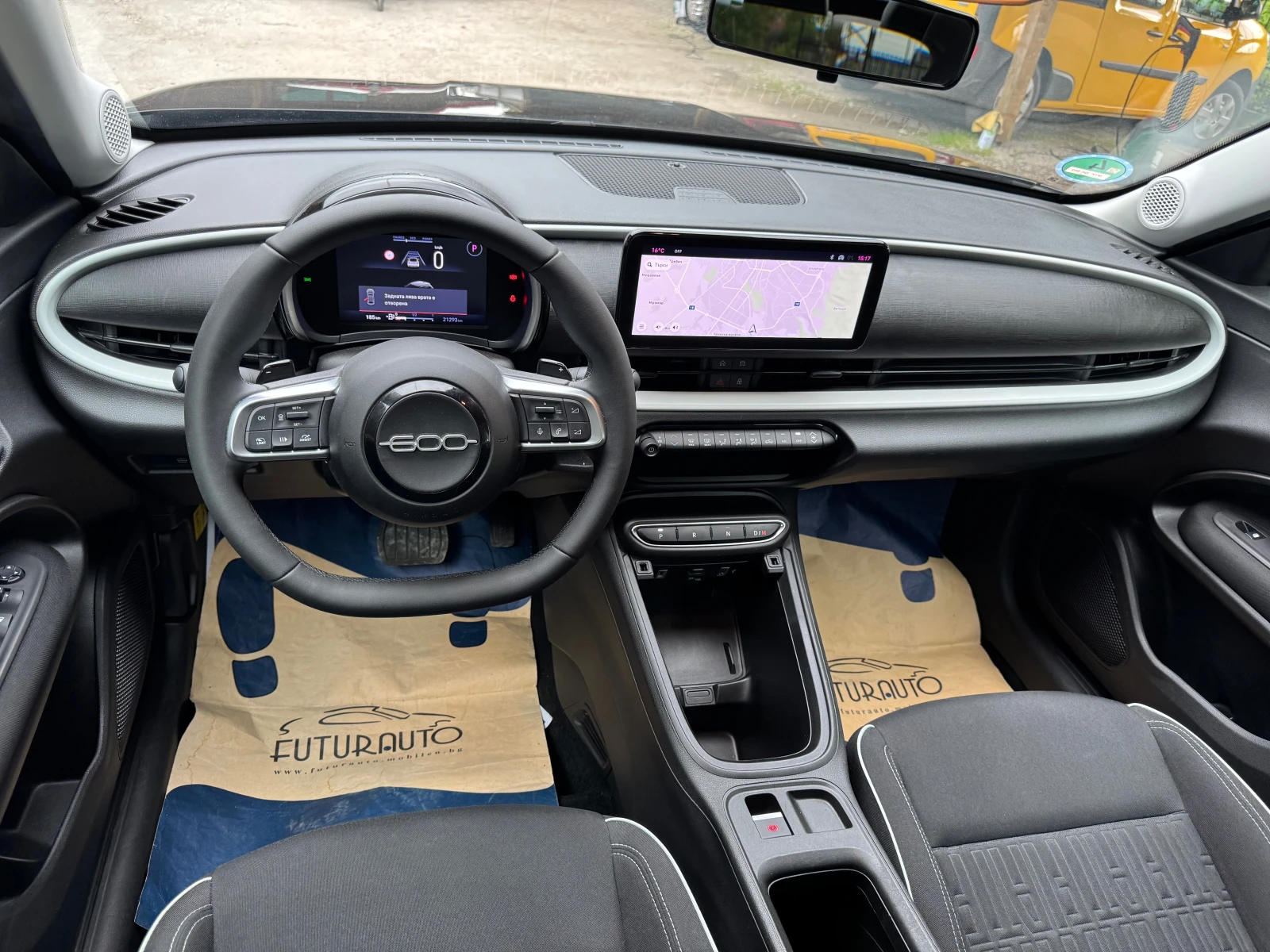 Fiat 600 HYBRID, 125-JAHRE-EDITION, нов внос ГЕРМАНИЯ, снимка 12 - Автомобили и джипове - 54452726