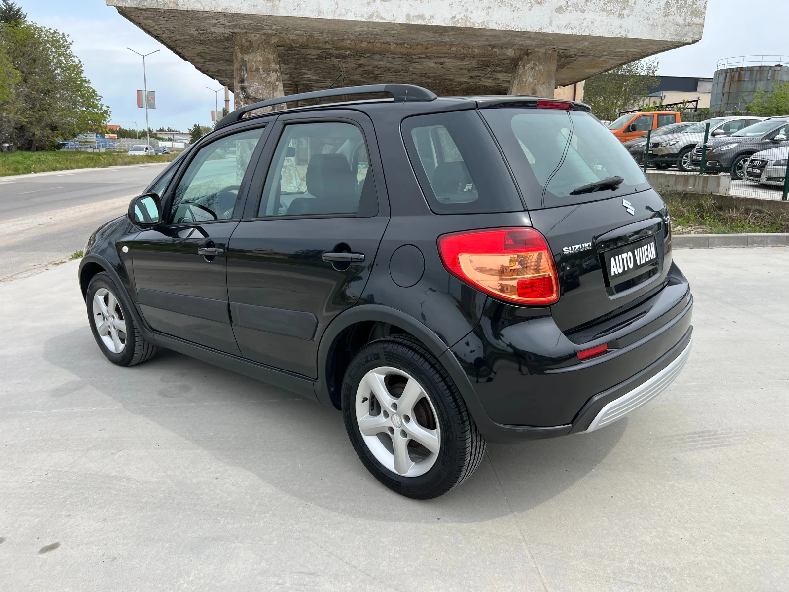 Suzuki SX4 1.5i-99к.с, снимка 6 - Автомобили и джипове - 54577364