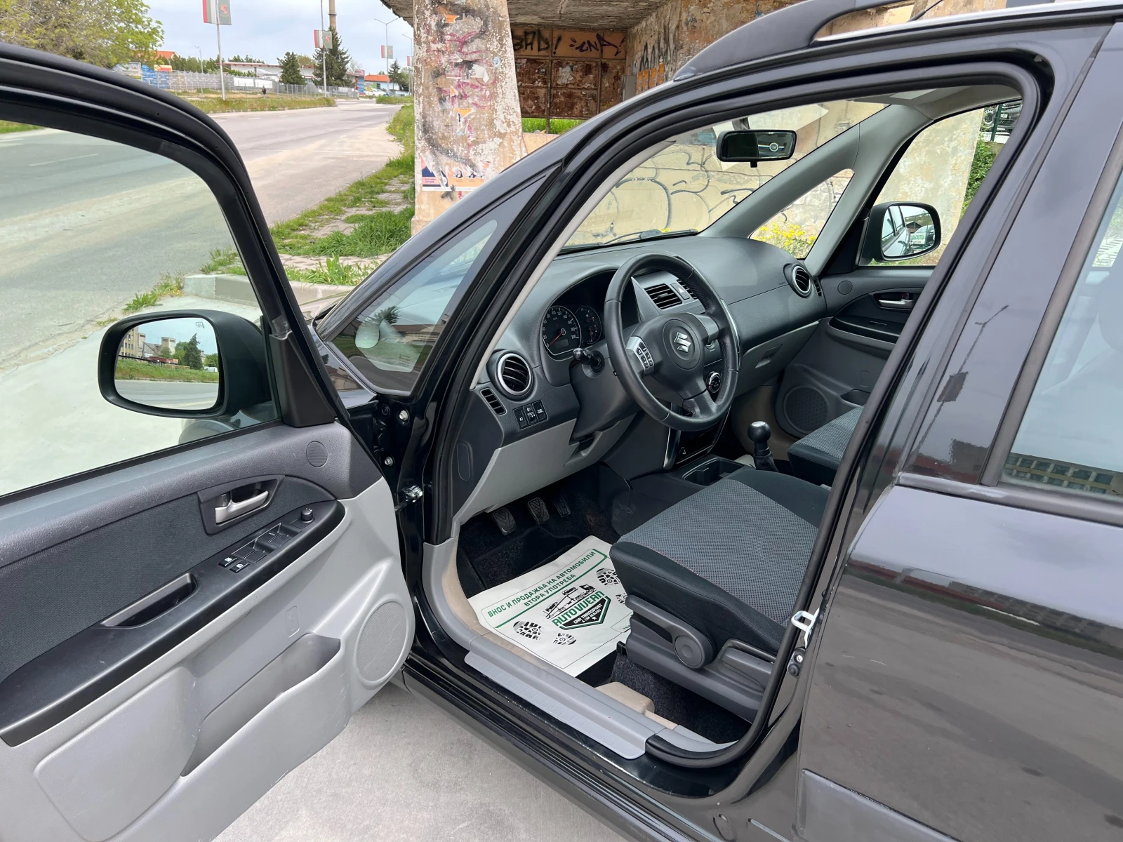 Suzuki SX4 1.5i-99к.с, снимка 8 - Автомобили и джипове - 54577364