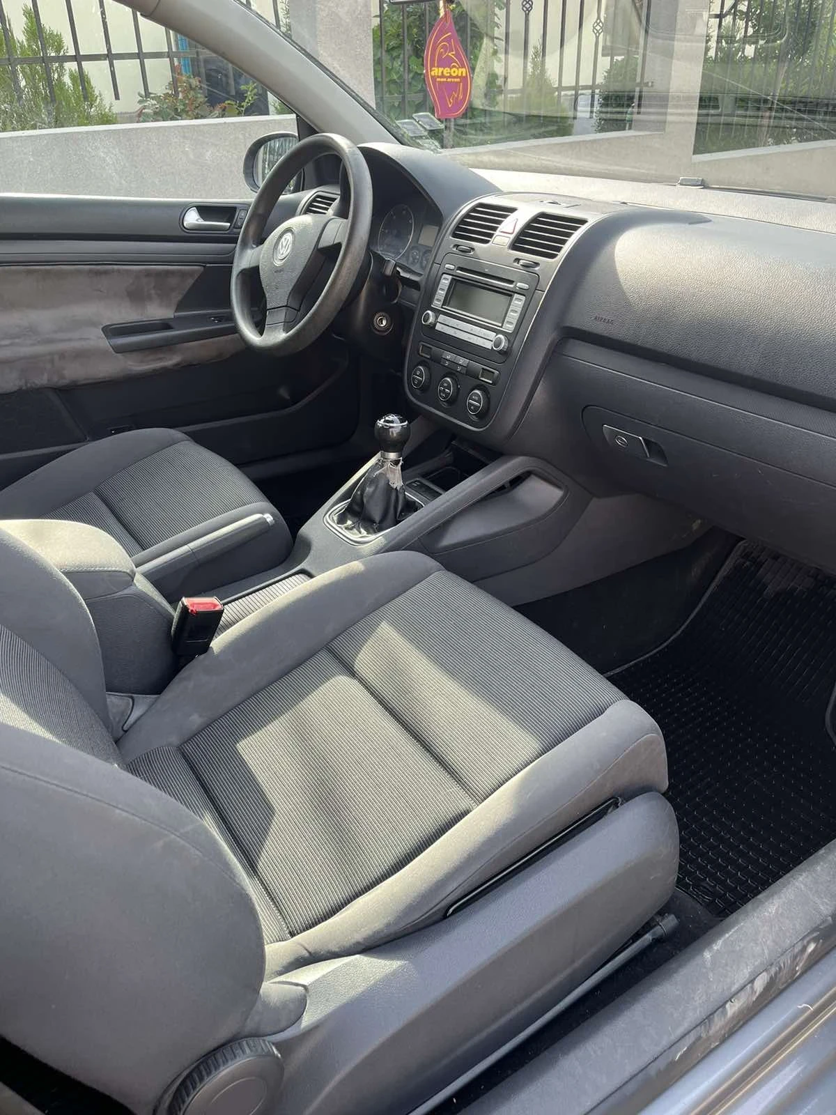 VW Golf, снимка 8 - Автомобили и джипове - 54611073