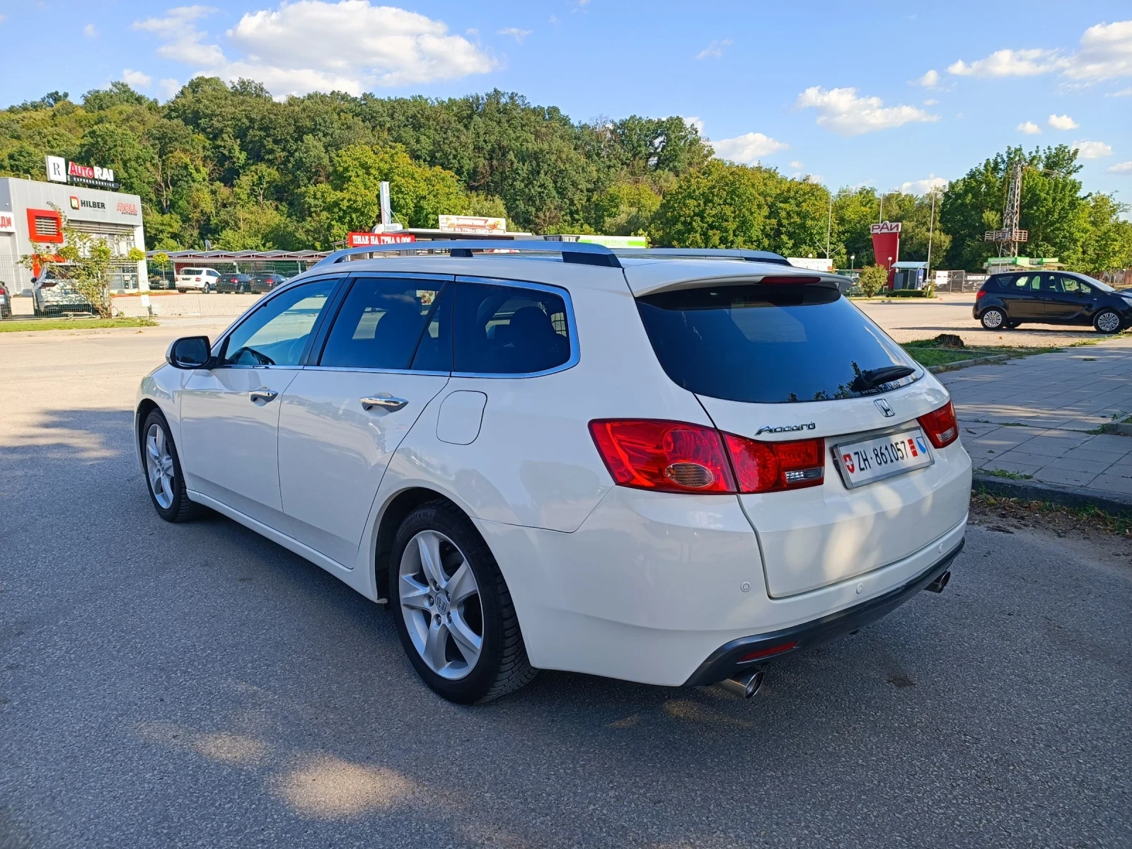Honda Accord 2.4i-201кс-ШВЕЙЦАРИЯ-РЪЧКА-6ск, снимка 5 - Автомобили и джипове - 55283552