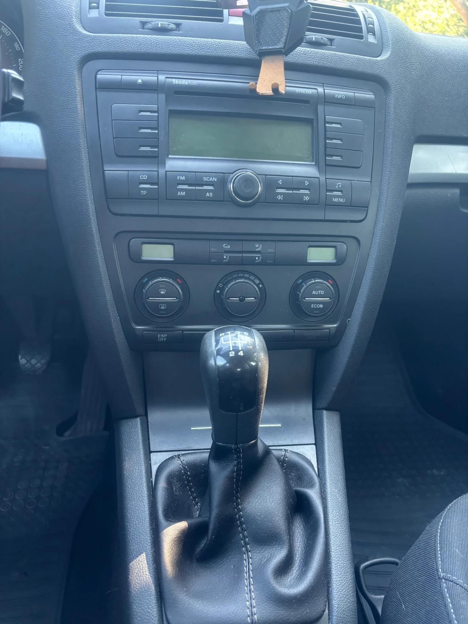 Skoda Octavia 1.9, снимка 9 - Автомобили и джипове - 55481091