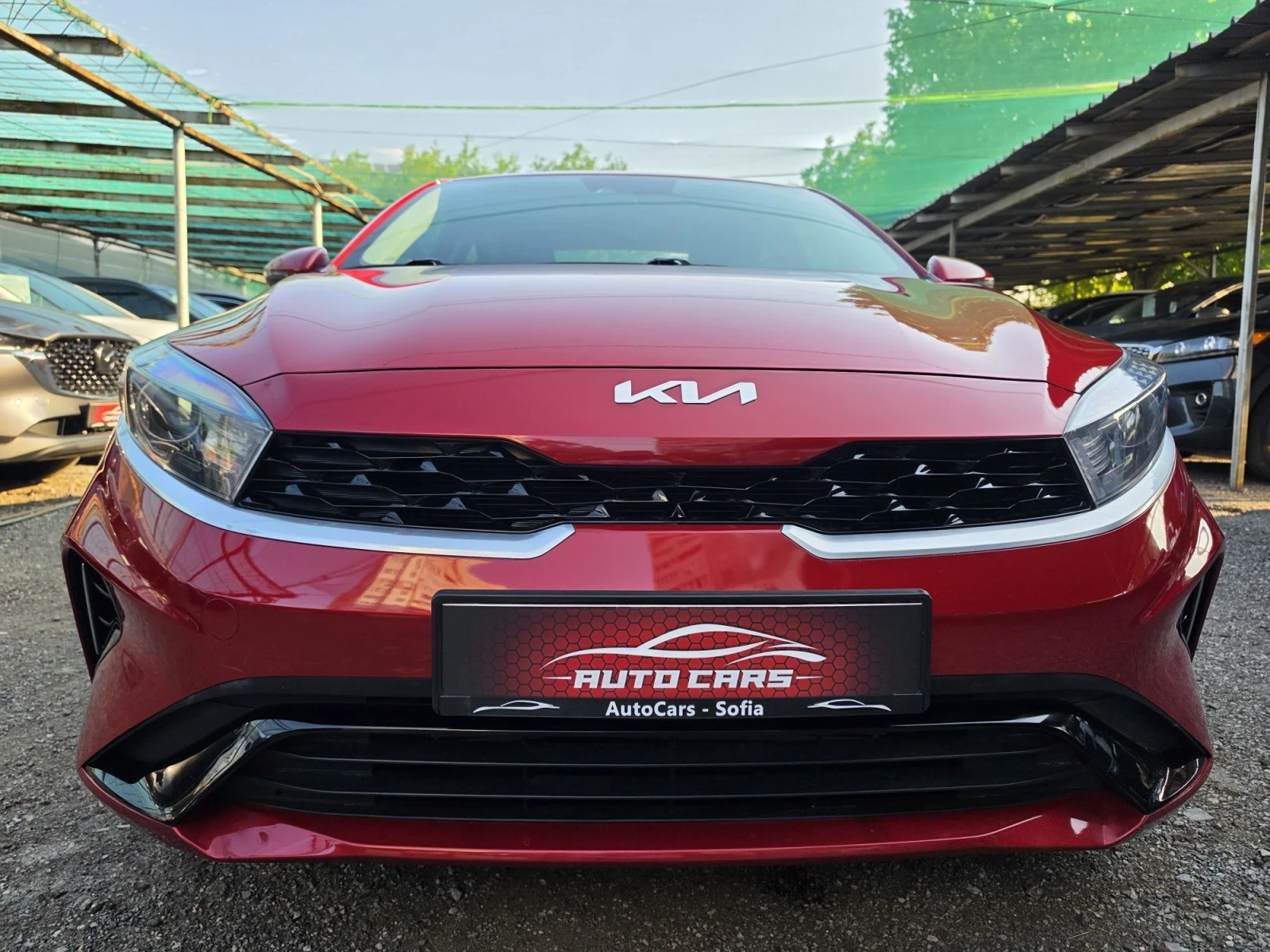 Kia Forte 2.0MPI, снимка 2 - Автомобили и джипове - 55646315