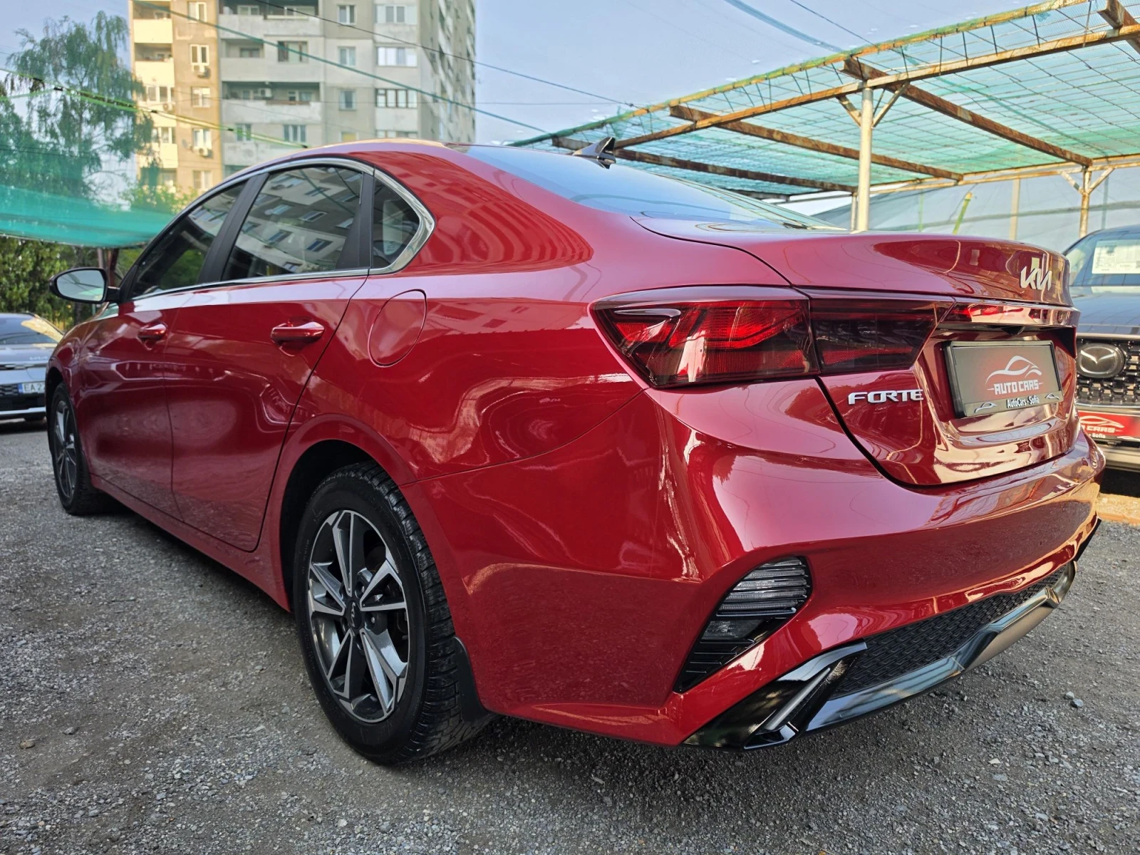 Kia Forte 2.0MPI, снимка 6 - Автомобили и джипове - 55646315
