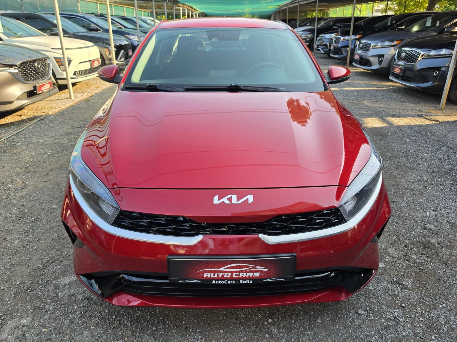 Kia Forte 2.0MPI, снимка 3 - Автомобили и джипове - 55646315