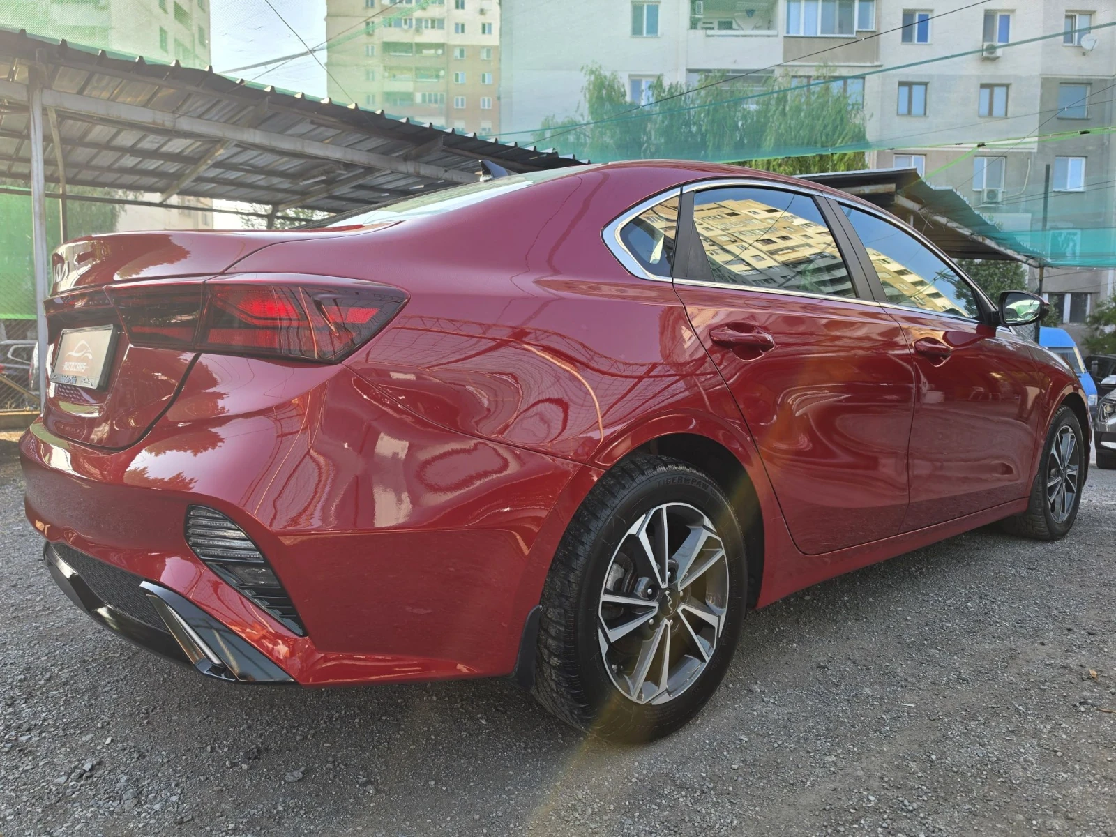 Kia Forte 2.0MPI, снимка 8 - Автомобили и джипове - 55646315