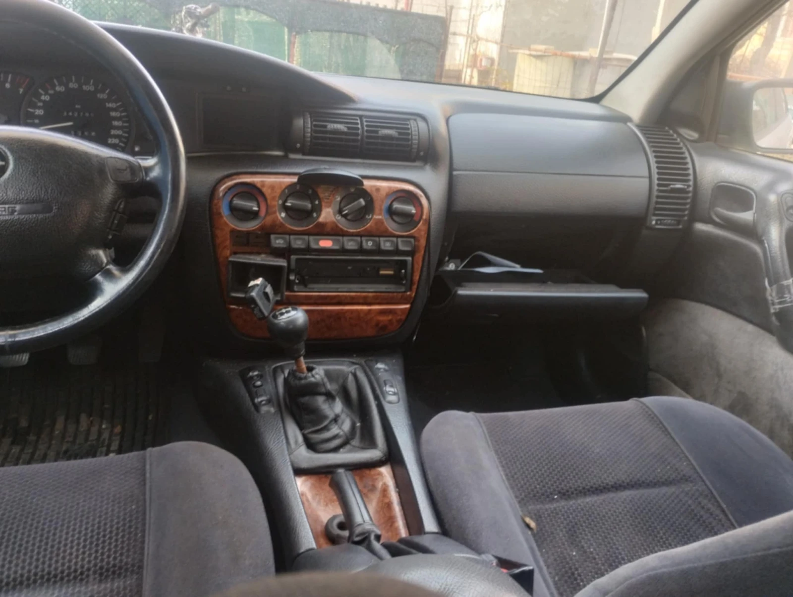 Opel Omega