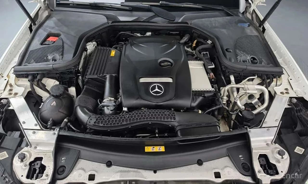 Mercedes-Benz E 300, снимка 6 - Автомобили и джипове - 56726651