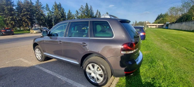 VW Touareg, снимка 5 - Автомобили и джипове - 45954635