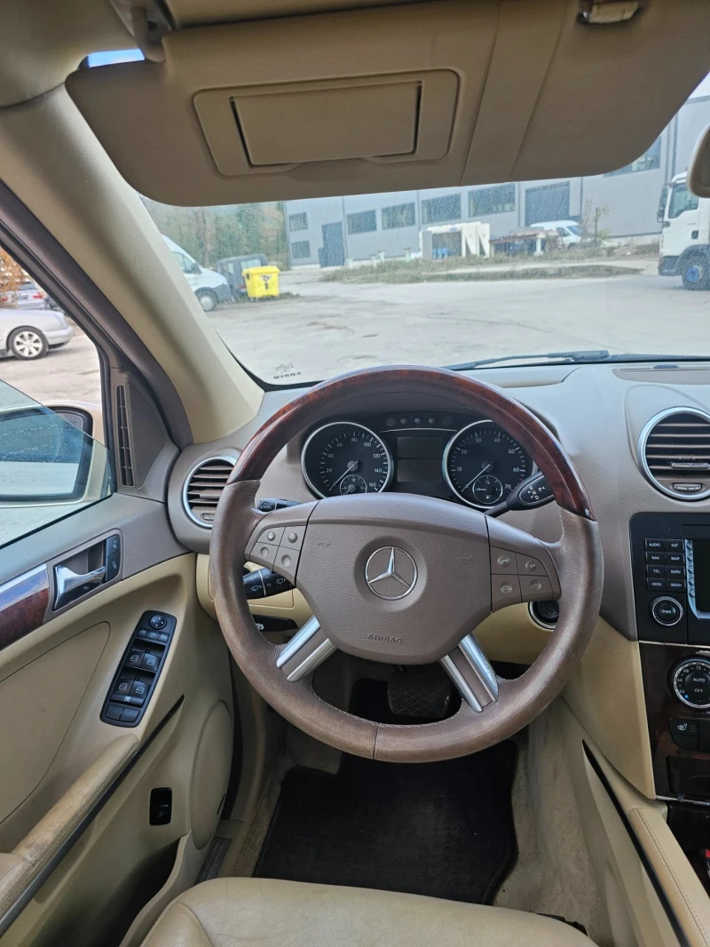 Mercedes-Benz ML 500 63 AMG FACELIFT пакет, снимка 8 - Автомобили и джипове - 48059547