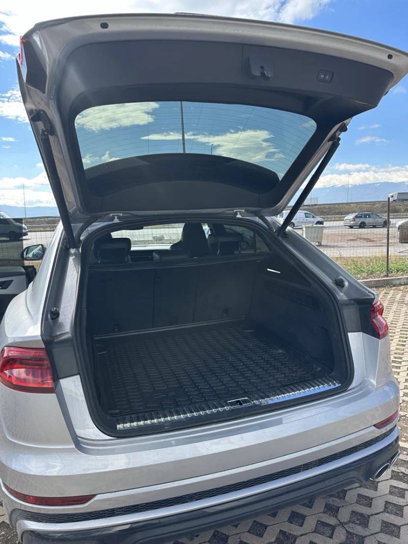 Audi SQ8, снимка 9 - Автомобили и джипове - 51998046