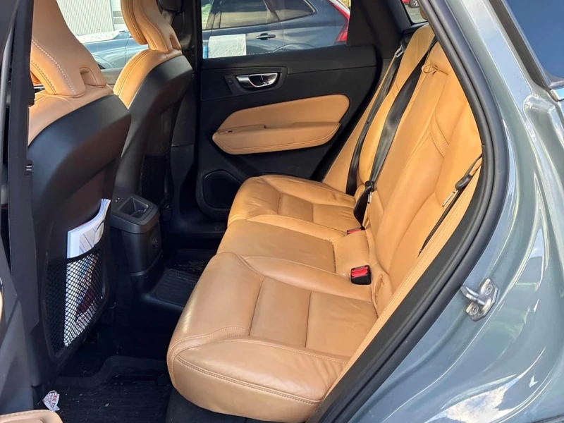 Volvo XC60 * Inscription * CARFAX * БЕЗ ПЪРВОНАЧАЛНА ВНОСКА, снимка 17 - Автомобили и джипове - 52674224
