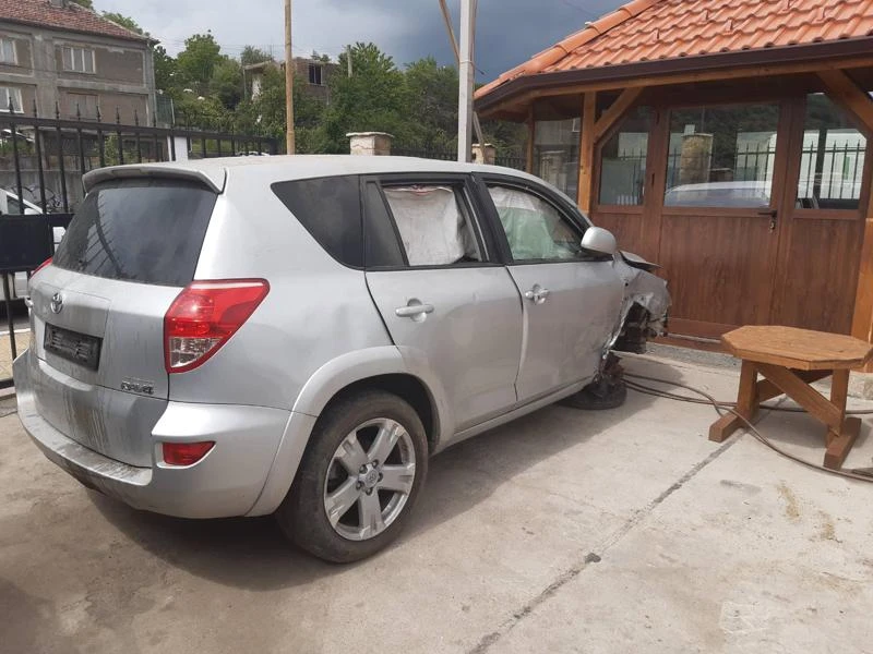 Toyota Rav4 177кс.6ск.4br. - изображение 2