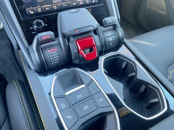 Lamborghini Urus S = Carbon Ceramic Brakes = Гаранция - изображение 10