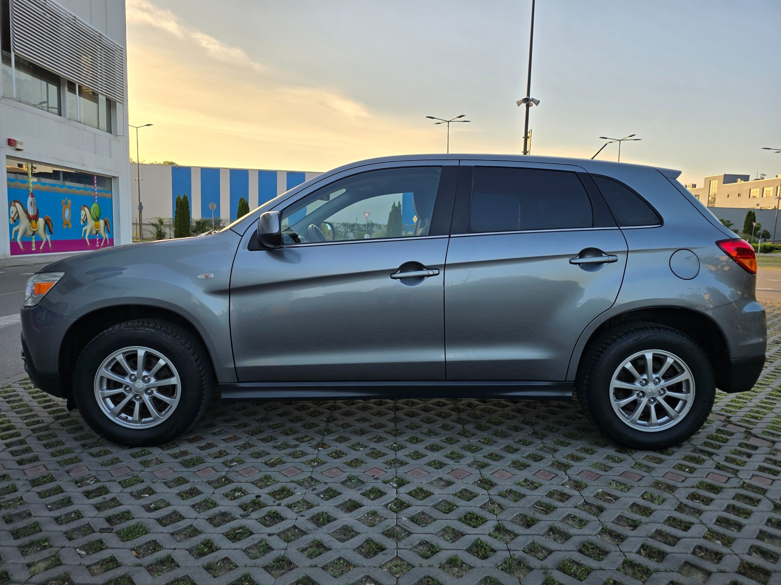 Mitsubishi ASX 1.8 DI-D  4X4 - изображение 8