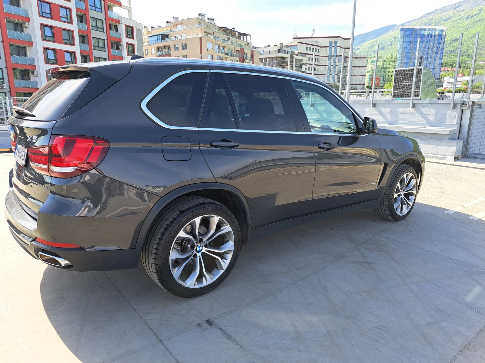BMW X5 xDrive 3.0D - изображение 8