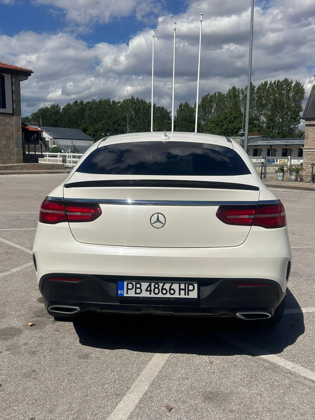 Mercedes-Benz GLE Coupe 350d Harman Sound* ОБДУХВАНЕ+ ВАКУM+ ПАНОРАМ - изображение 3