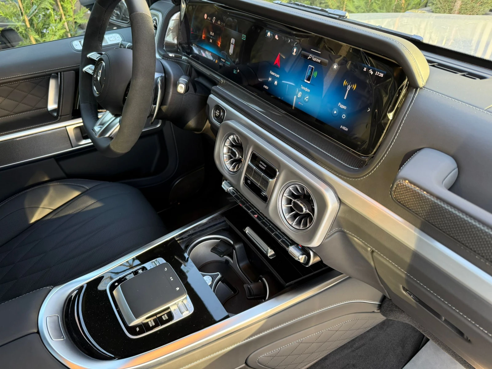 Mercedes-Benz G 63 AMG CARBON/А22/BRAND NEW, снимка 17 - Автомобили и джипове - 53839023