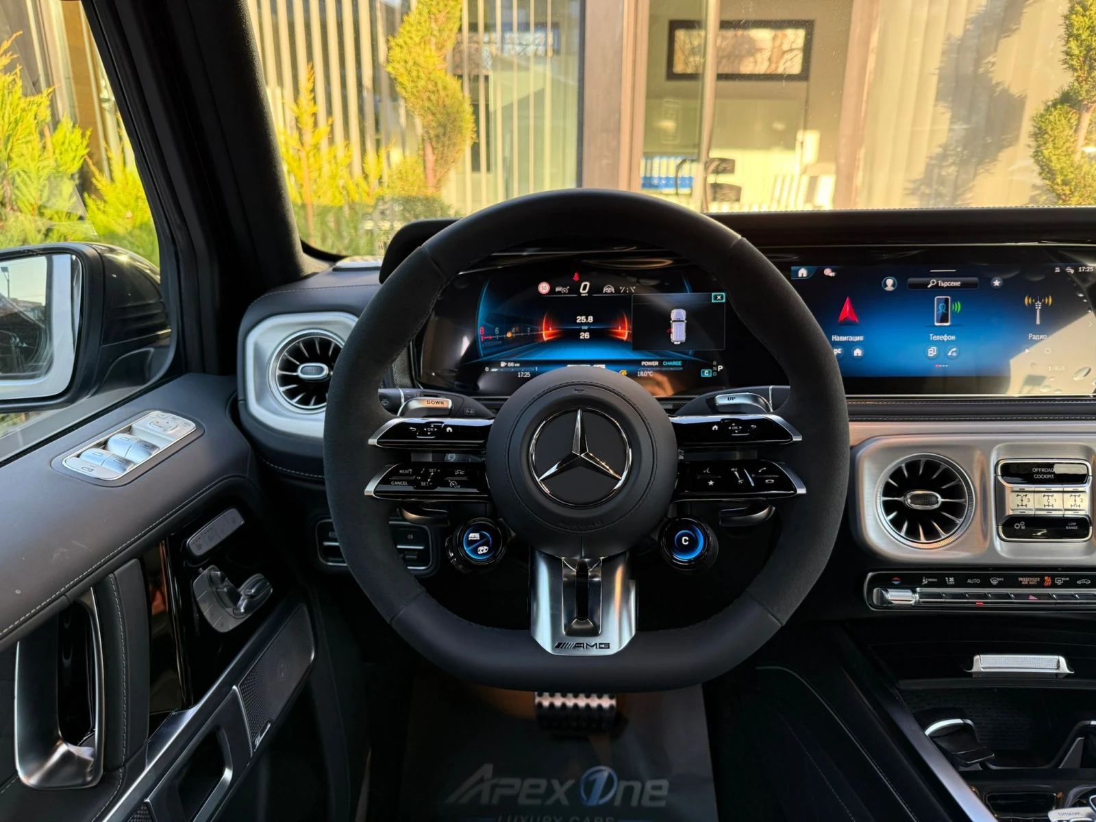 Mercedes-Benz G 63 AMG CARBON/А22/BRAND NEW, снимка 8 - Автомобили и джипове - 53839023