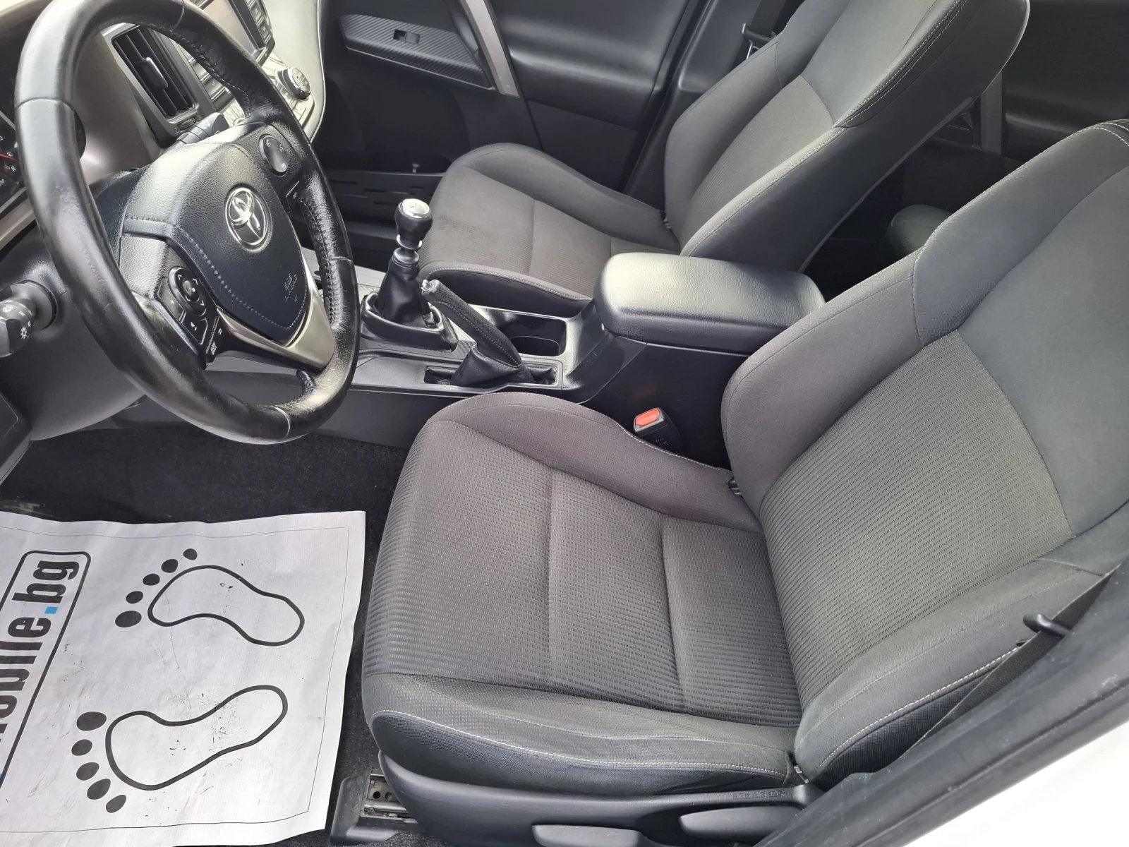 Toyota Rav4 2.0 - 125kc.Бяла перла, снимка 11 - Автомобили и джипове - 54220370