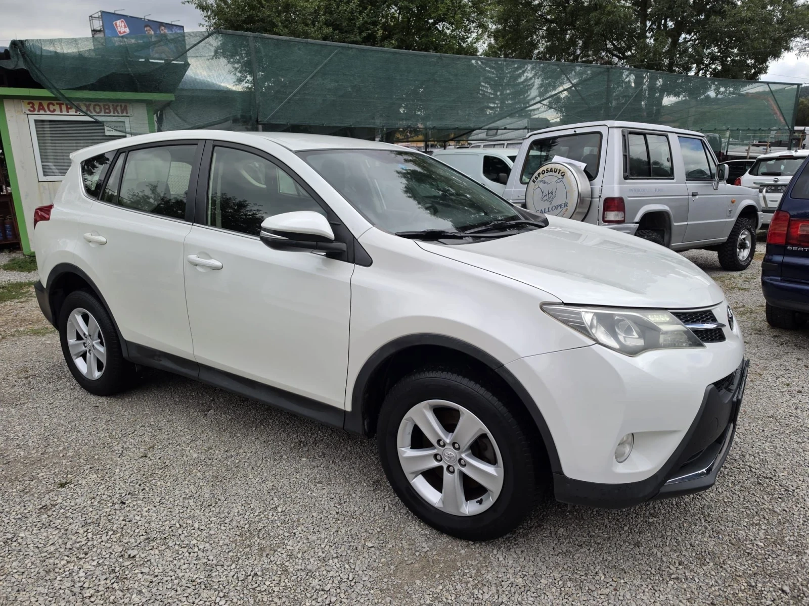 Toyota Rav4 2.0 - 125kc.Бяла перла