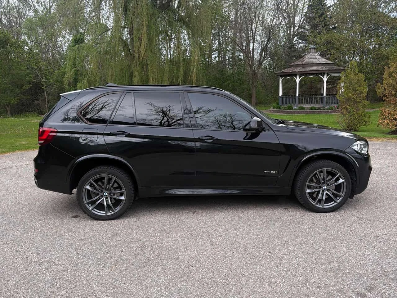 BMW X5 * xDrive50i * ПАНОРАМА* 360КАМЕРА* ДИСТРОНИК* , снимка 4 - Автомобили и джипове - 54616295