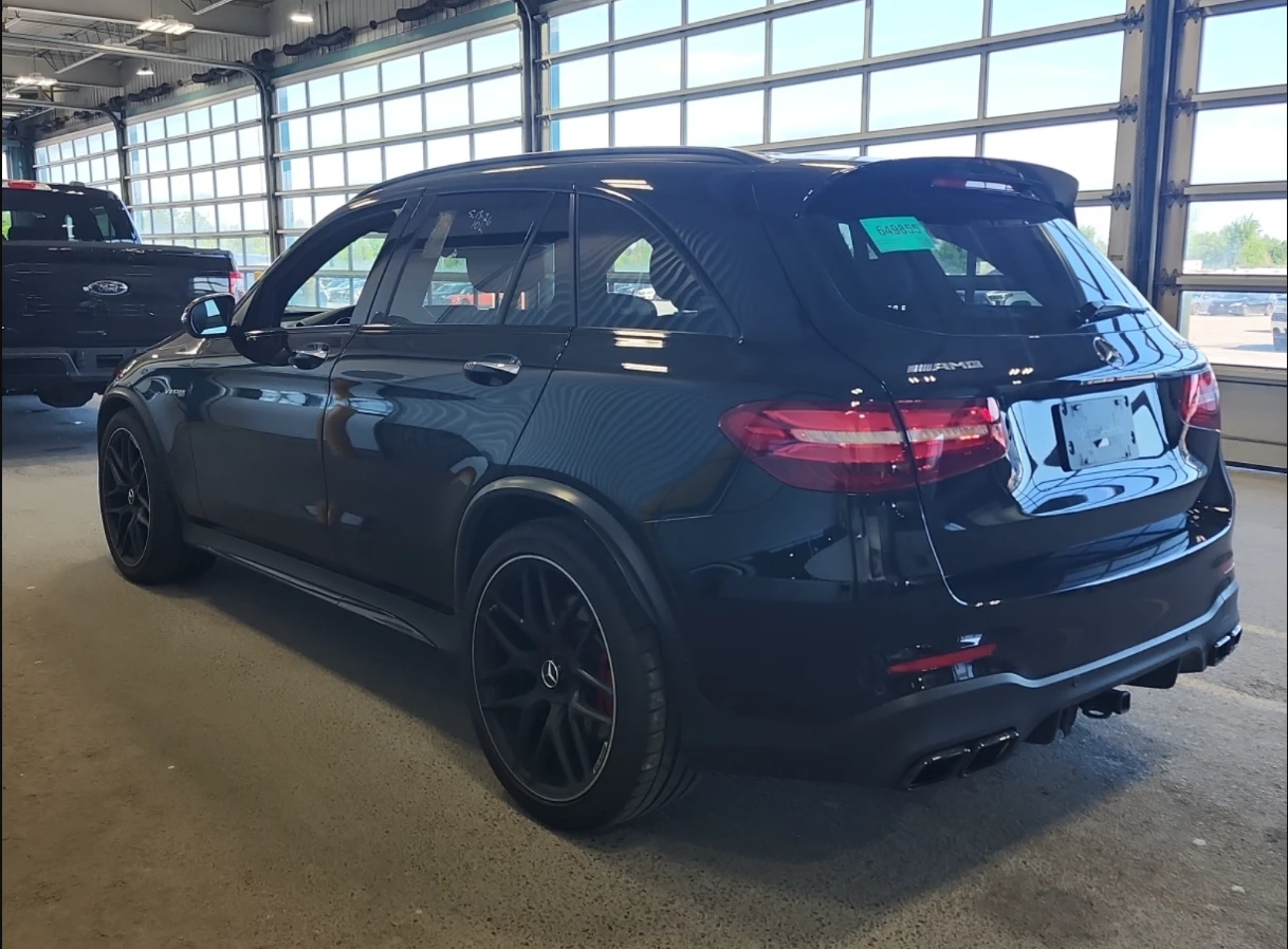 Mercedes-Benz GLC 63 AMG S* Памет* Камера* Bucket* Burmerster* , снимка 4 - Автомобили и джипове - 55152519