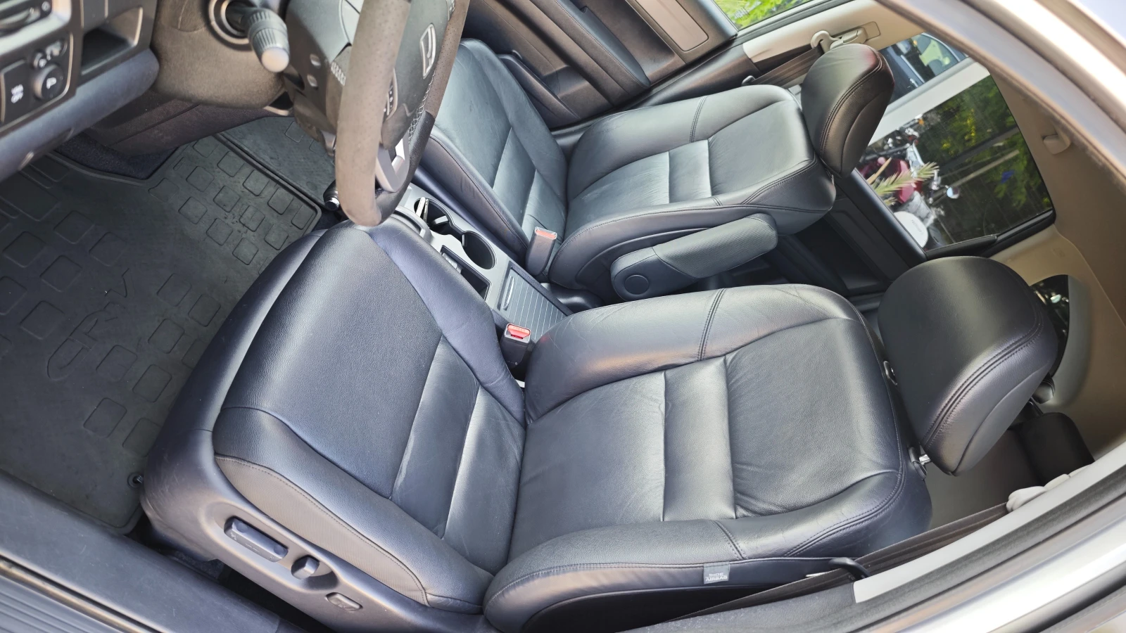 Honda Cr-v 8RAM/8ЯДРЕН ANDROIDAUTO/CARPLAY-БГ/Спойлер/Степенк, снимка 15 - Автомобили и джипове - 55161046
