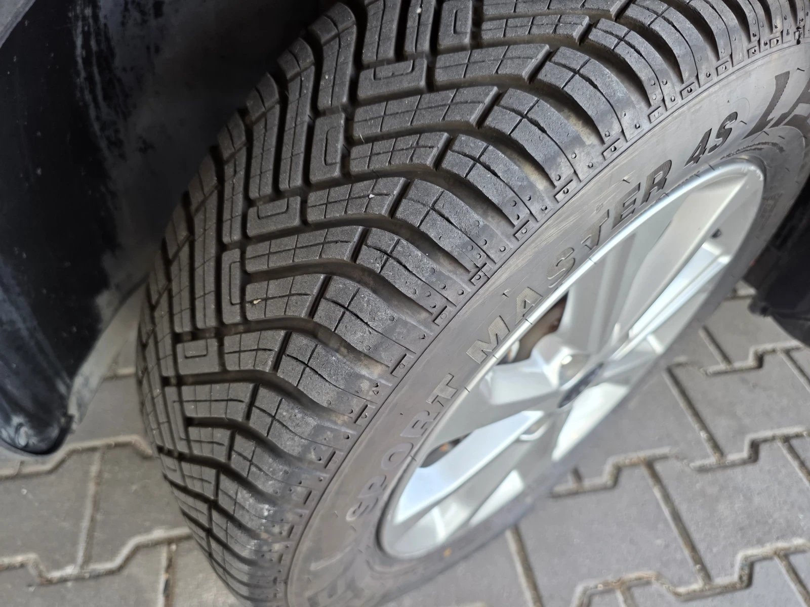 Kia Stonic 1.4i GPL, снимка 16 - Автомобили и джипове - 55479299