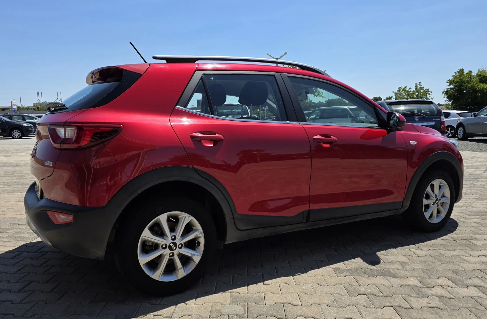 Kia Stonic 1.4i GPL, снимка 4 - Автомобили и джипове - 55479299
