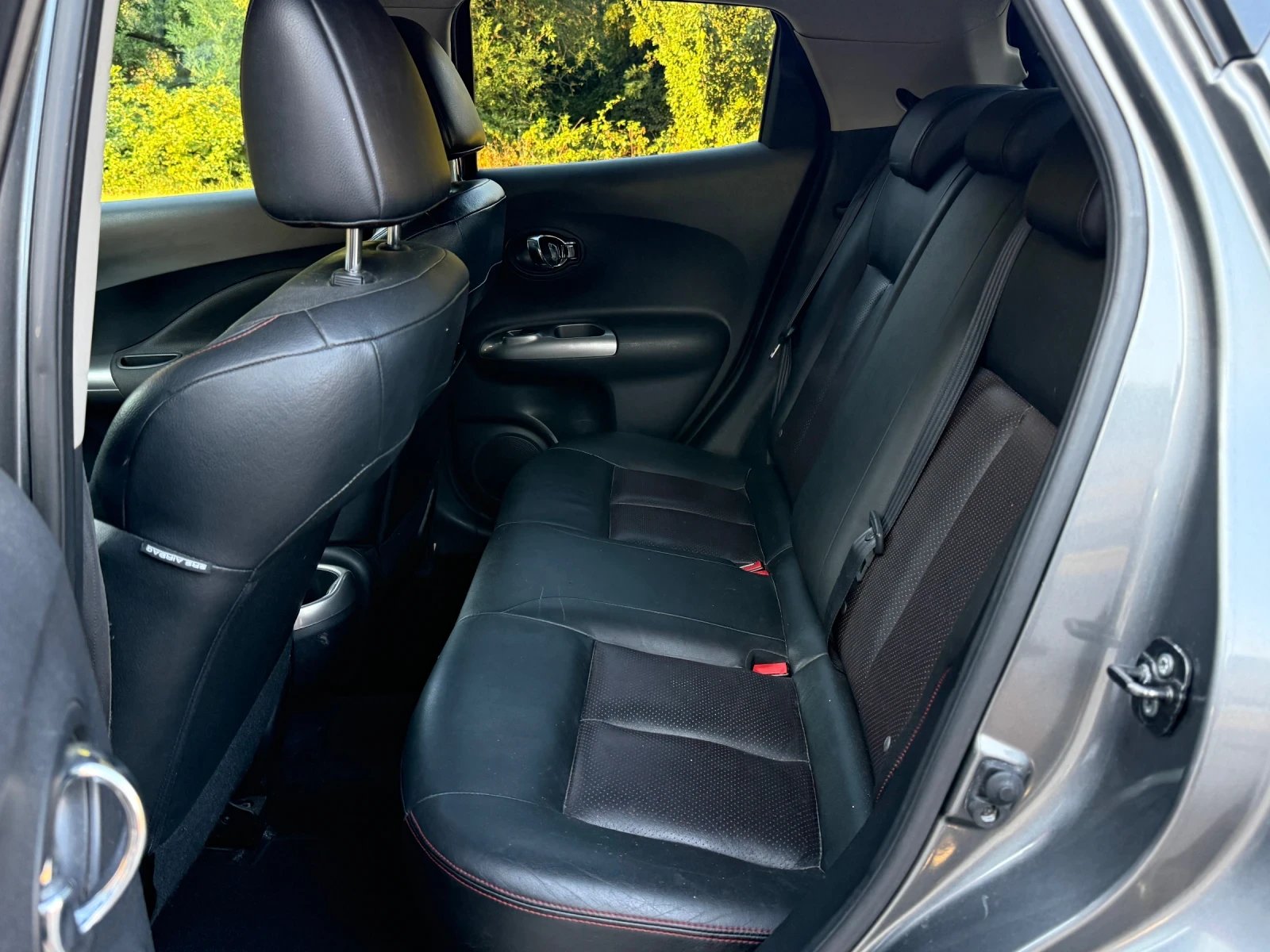Nissan Juke 1.5dCi Нави/Камера/Кожа/Клима/Кейлес, снимка 11 - Автомобили и джипове - 55590684