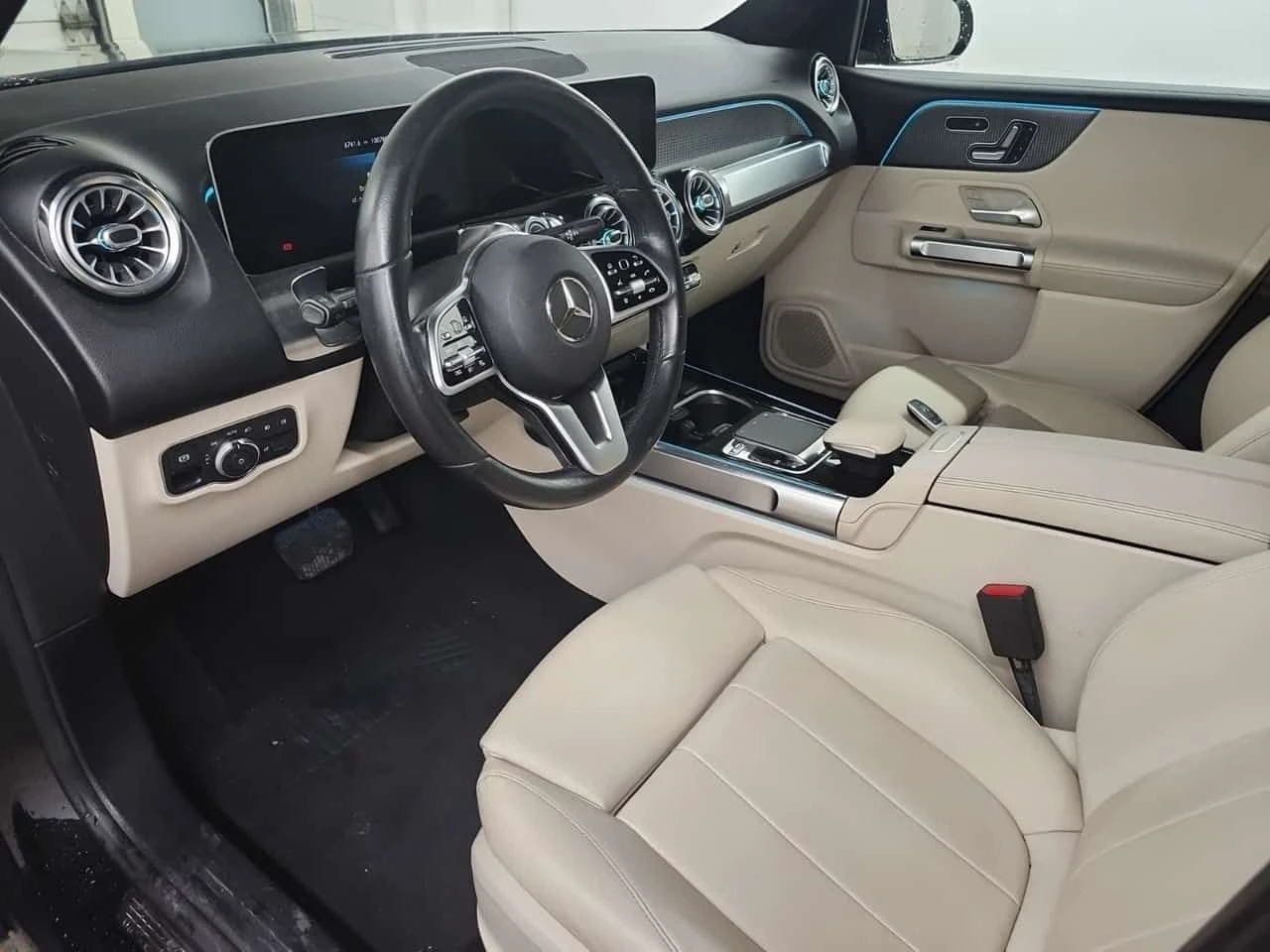 Mercedes-Benz GLB 250 * CARFAX * ОТ ПРЕДСТАВИТЕЛСТВО * АВТОКРЕДИТ, снимка 10 - Автомобили и джипове - 55614625