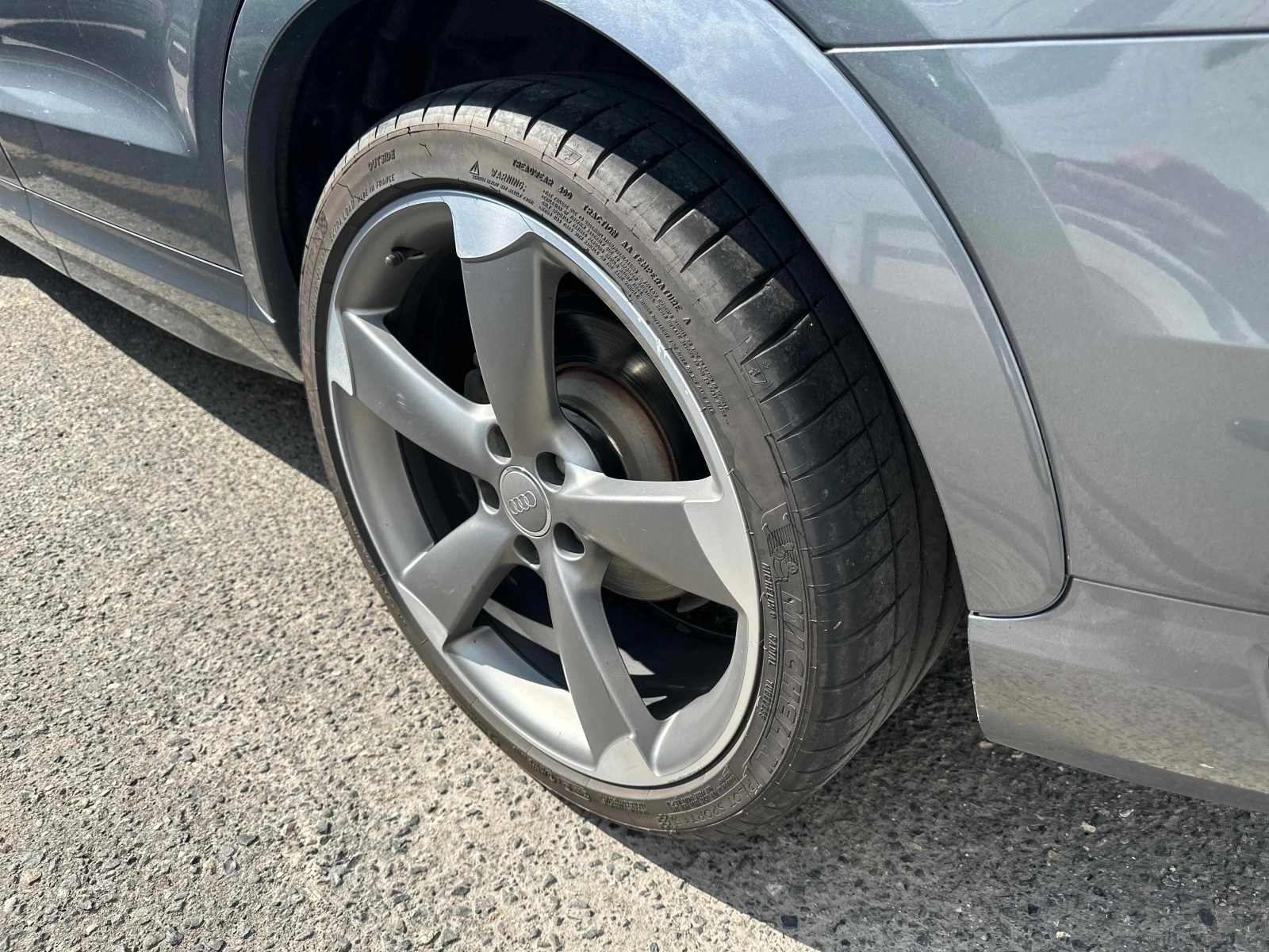 Audi Q3 ТЕCHNIK| BOSE| NAVI| ПОДГРЕВИ| ПРЕДСТАВИТЕЛСТВО| , снимка 11 - Автомобили и джипове - 56121362