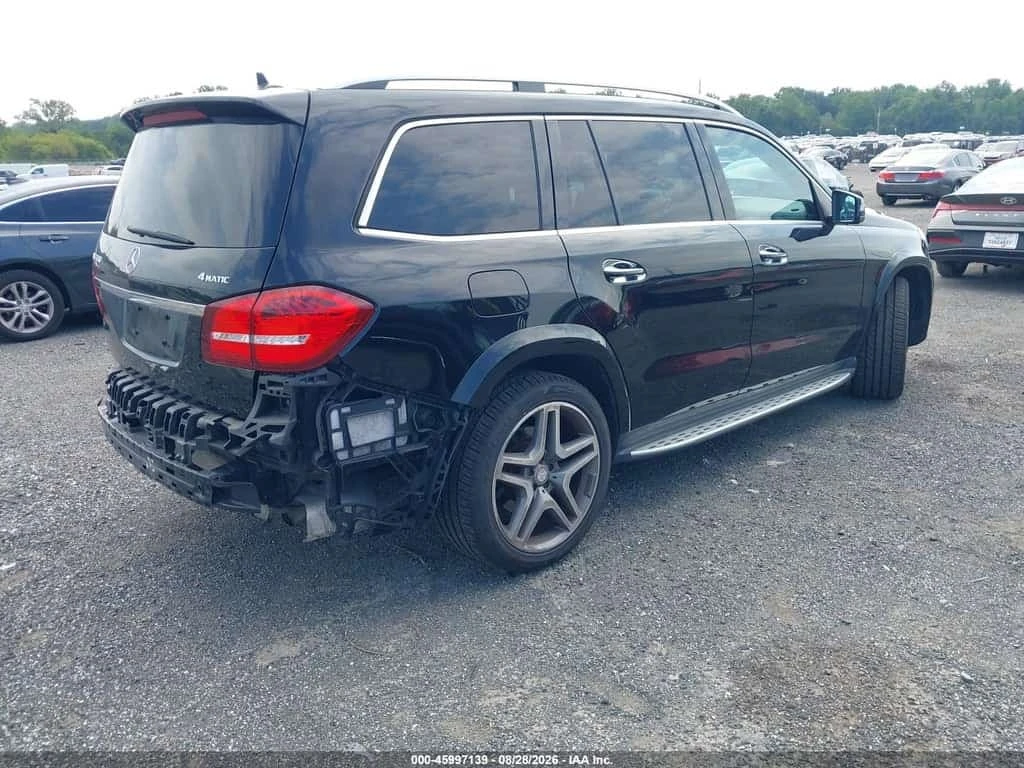Mercedes-Benz GLS 500 550 * 4MATIC * CARFAX * ОПЦИЯ ЗА ФИНАНСИРАНЕ * , снимка 4 - Автомобили и джипове - 56255735