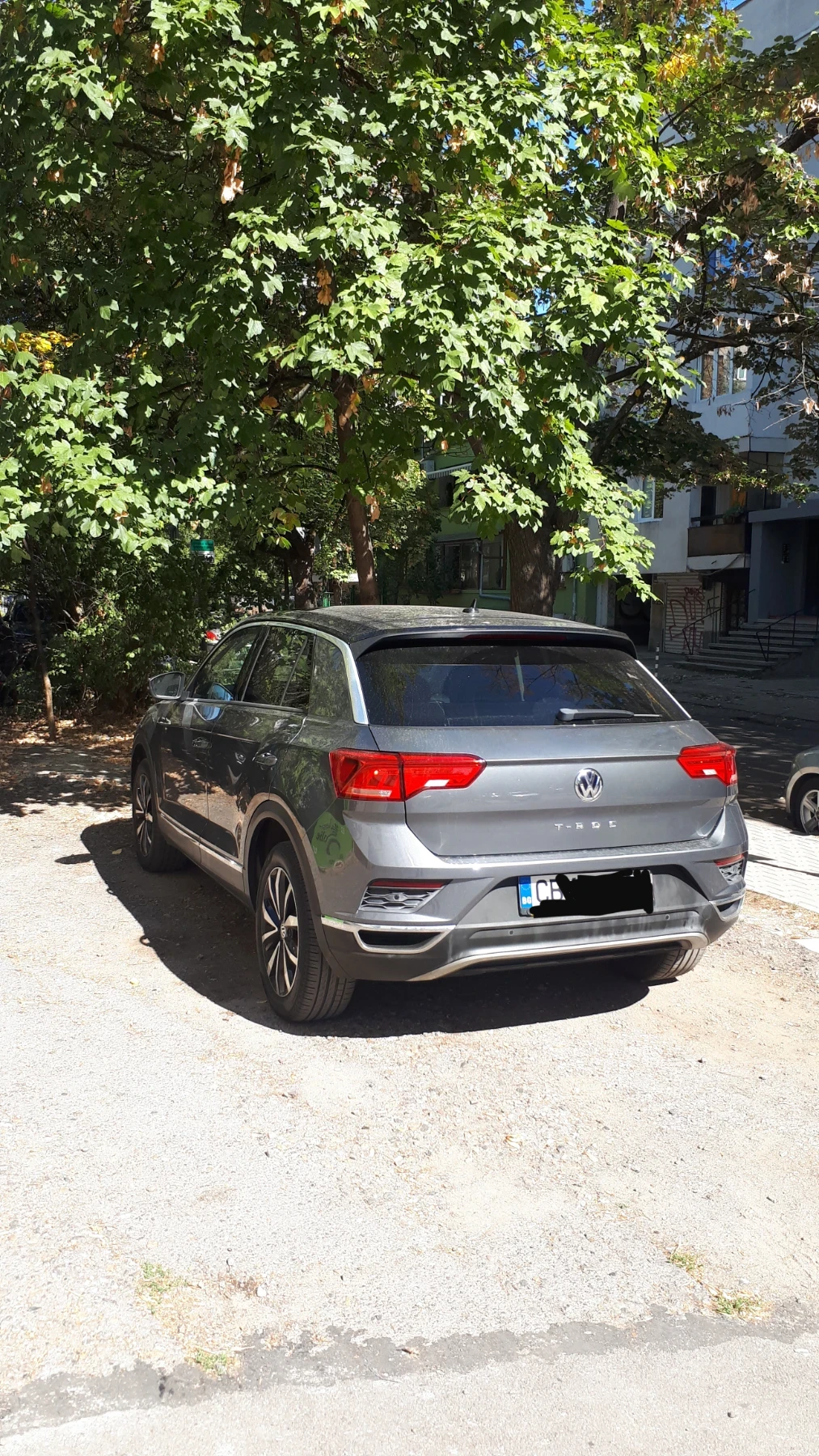 VW T-Roc 1.6 tdi, снимка 2 - Автомобили и джипове - 56310833